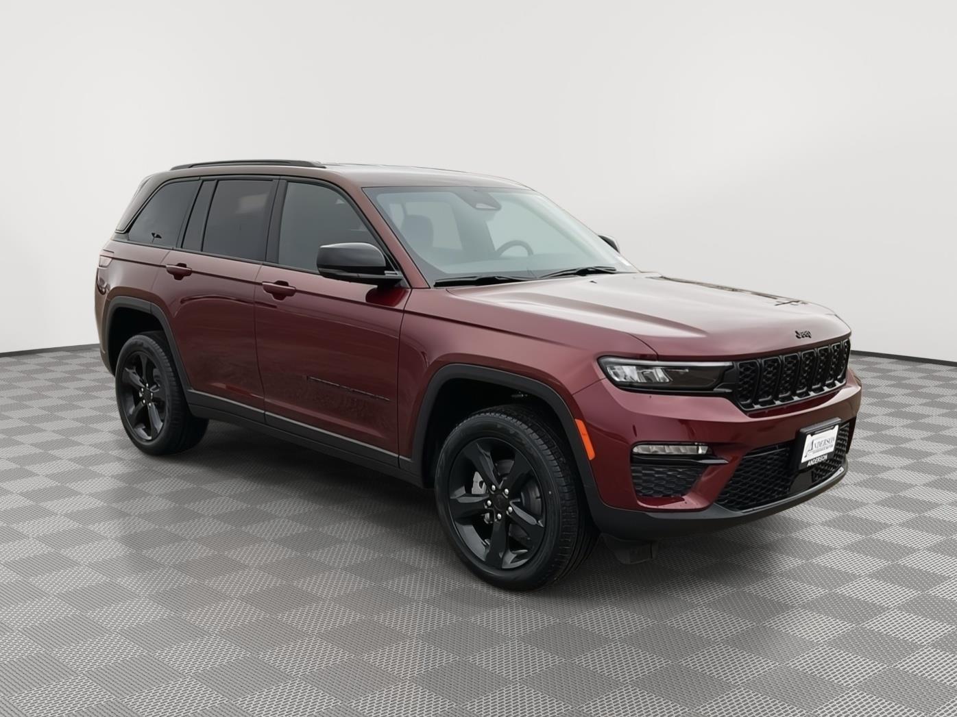 New 2025 Jeep Grand Cherokee for sale in Grand Island NE