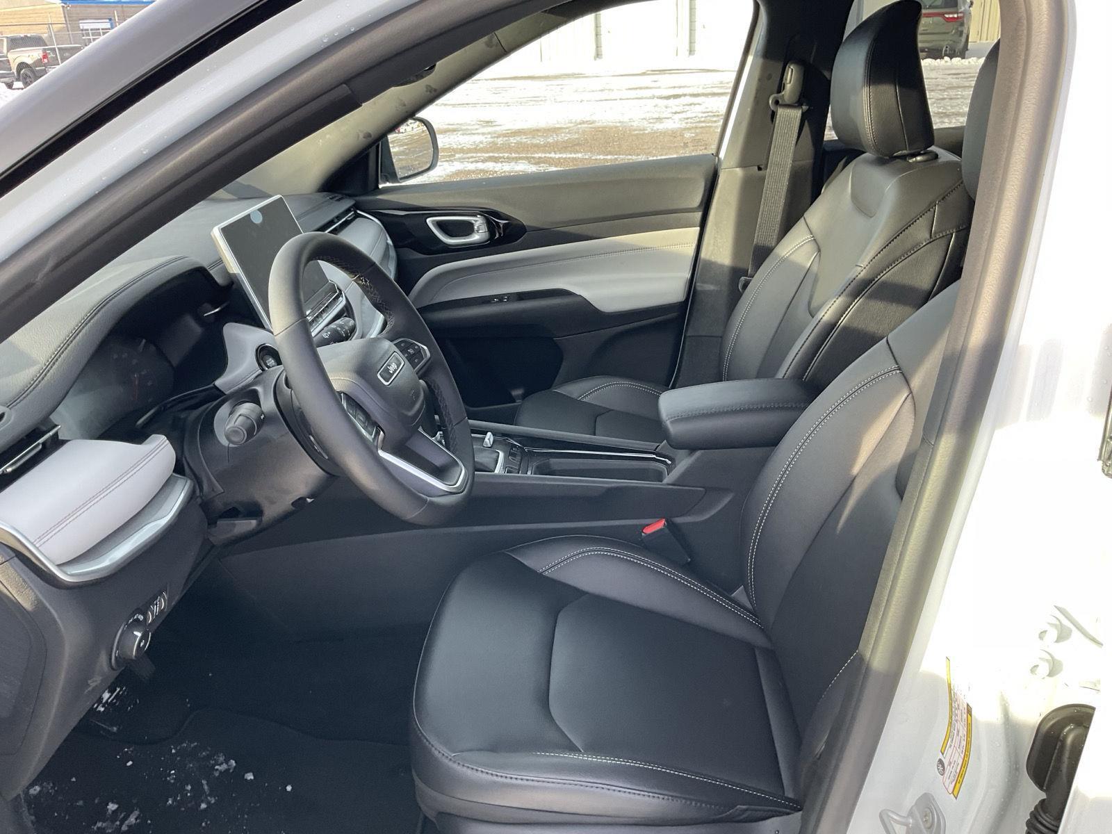 New 2026 Jeep Compass for sale in Grand Island NE