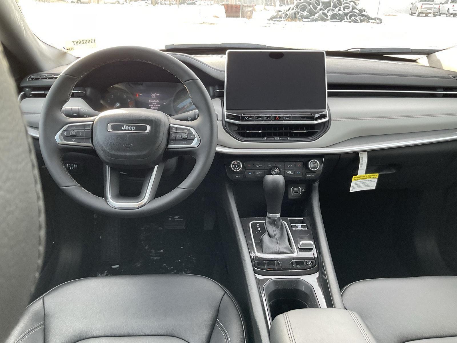 New 2026 Jeep Compass for sale in Grand Island NE