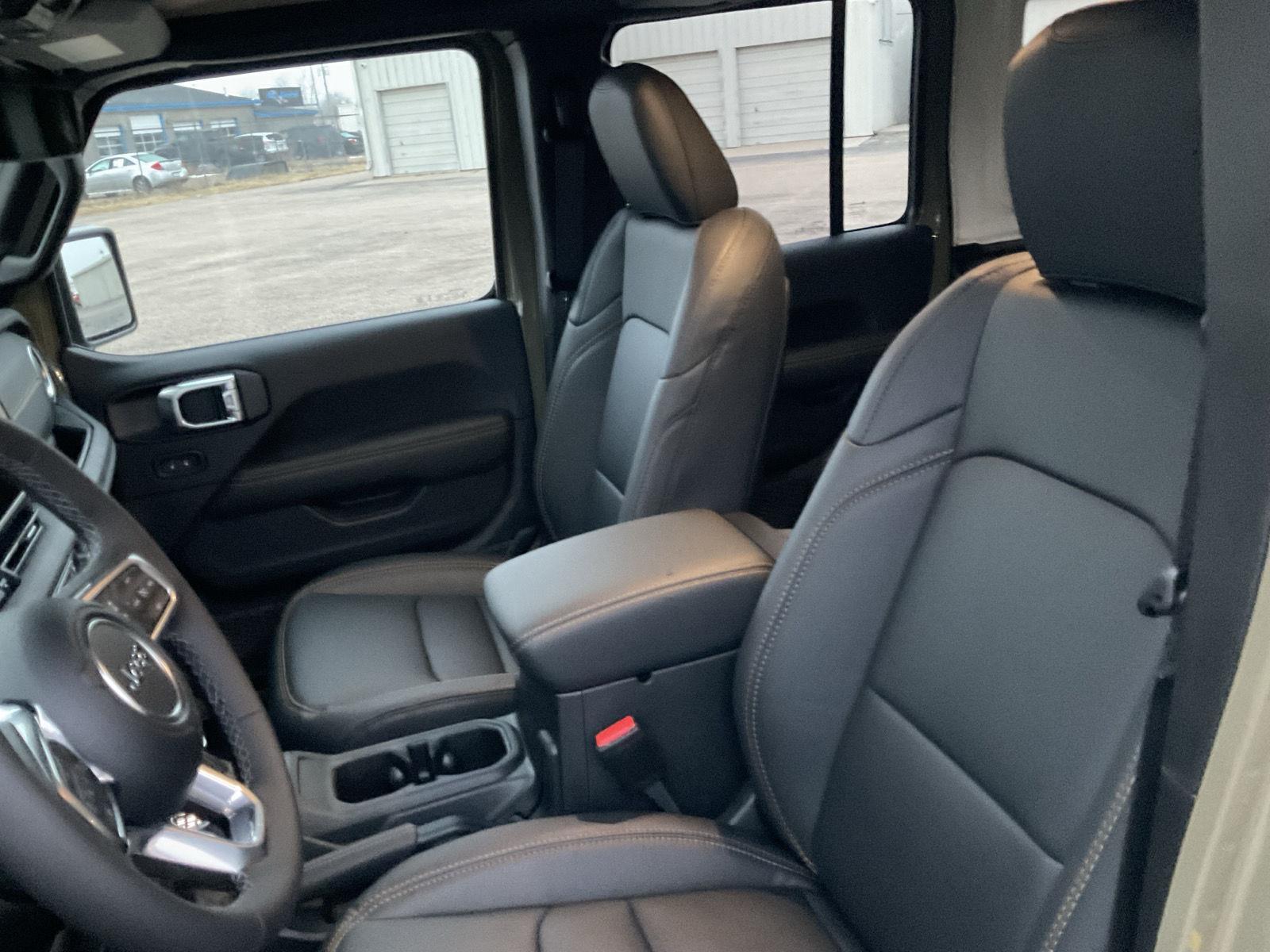 New 2026 Jeep Wrangler for sale in Grand Island NE