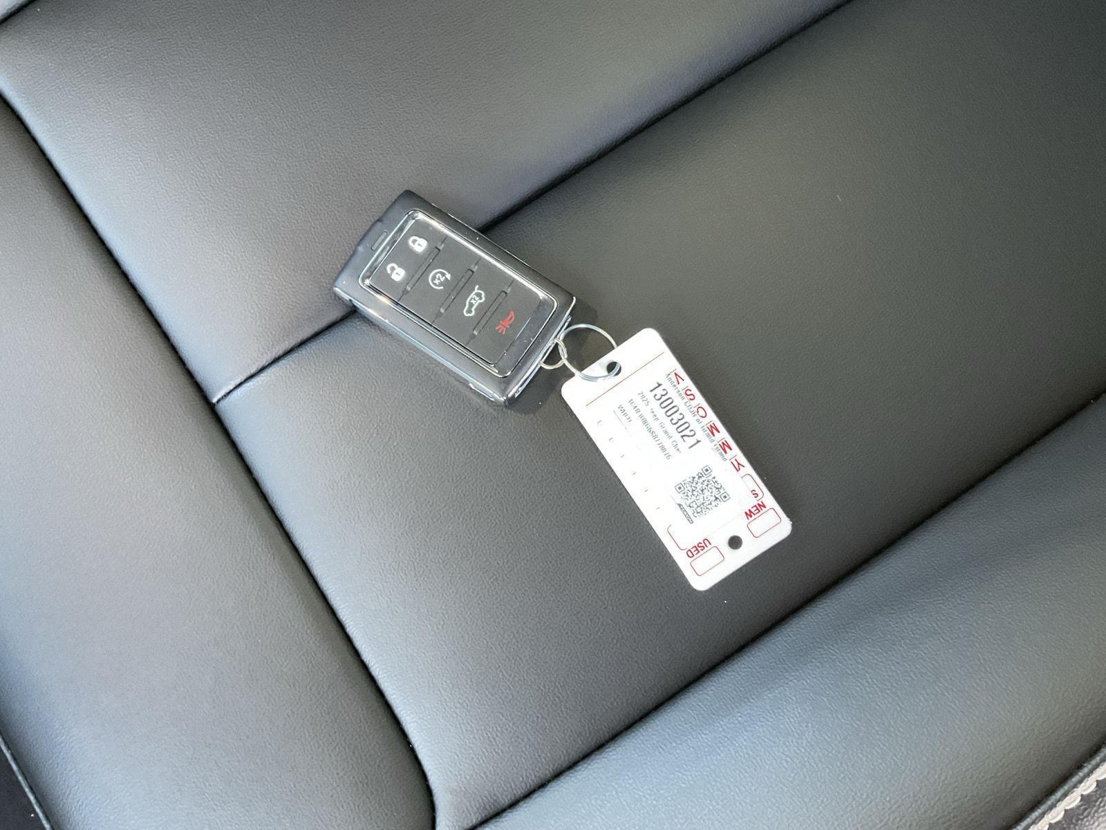 New 2025 Jeep Grand Cherokee for sale in Grand Island NE