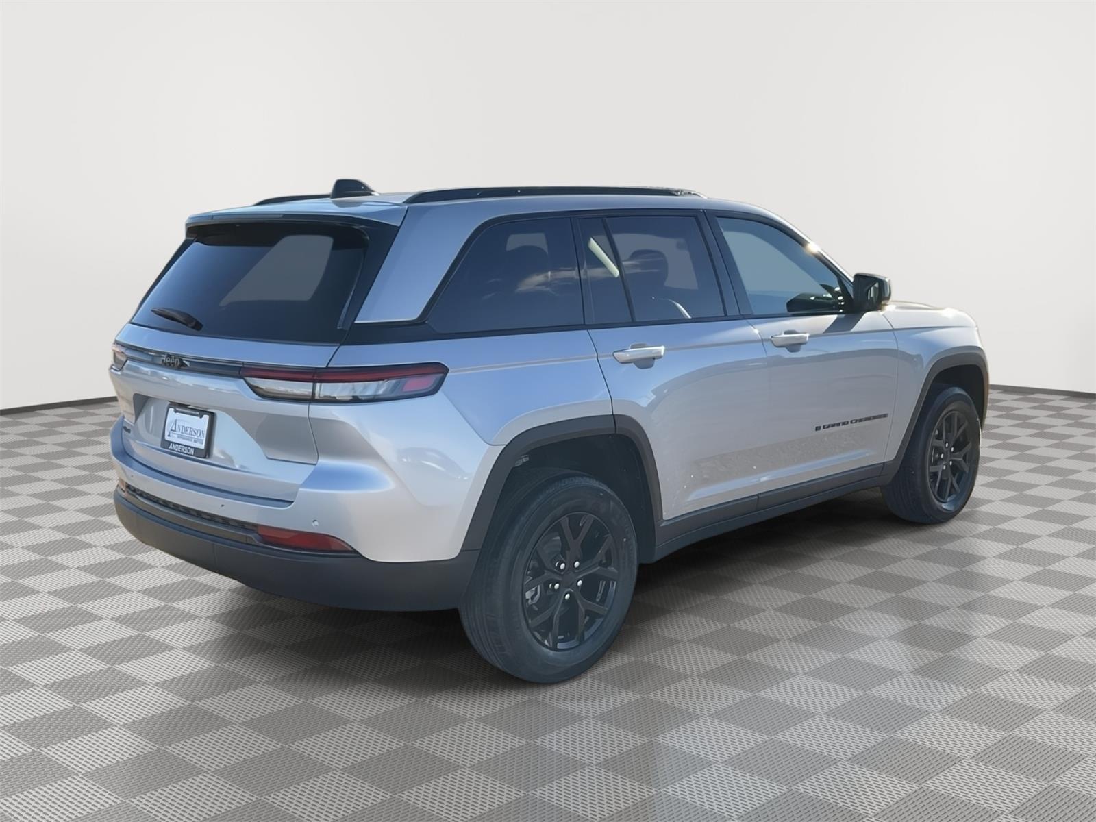 New 2025 Jeep Grand Cherokee for sale in Grand Island NE