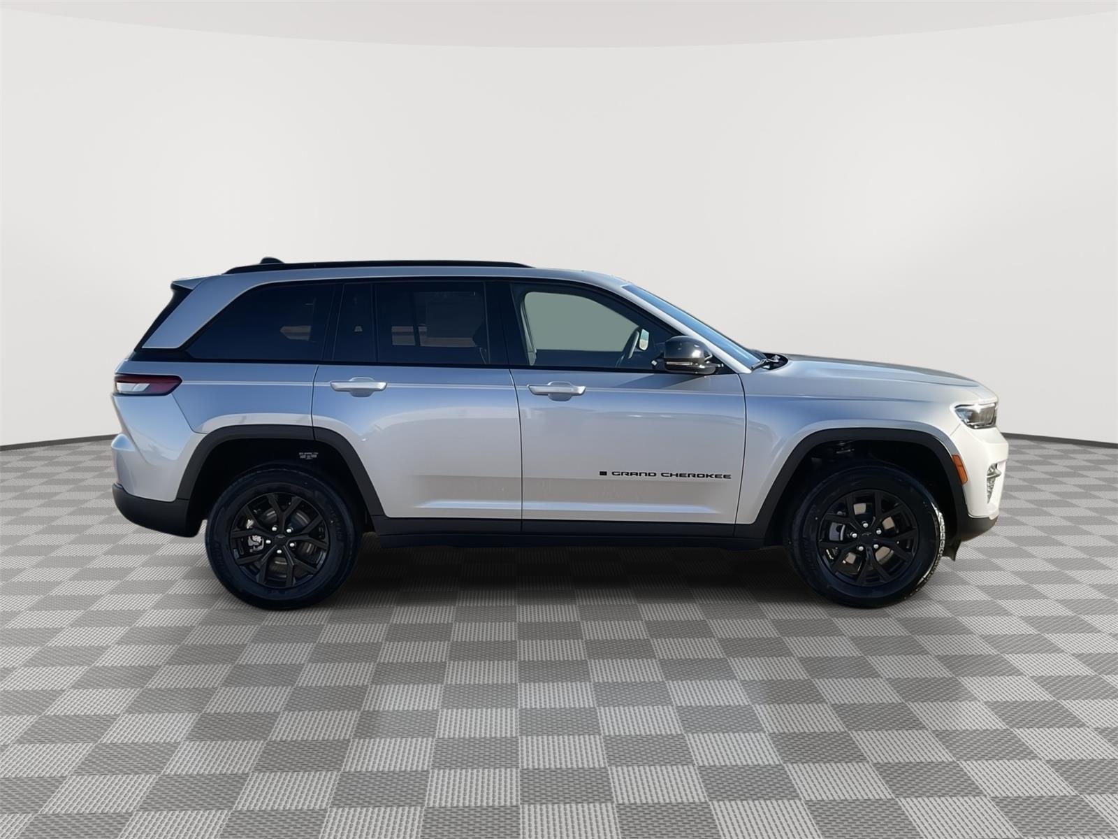New 2025 Jeep Grand Cherokee for sale in Grand Island NE