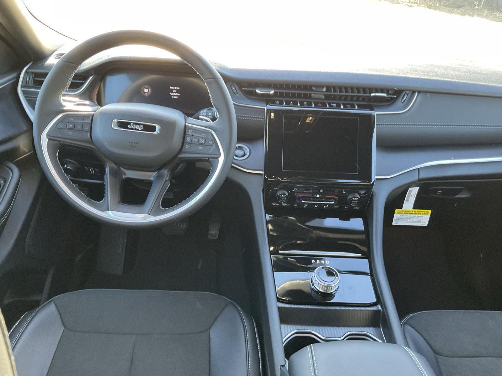 Used 2025 Jeep Grand Cherokee for sale in Grand Island NE