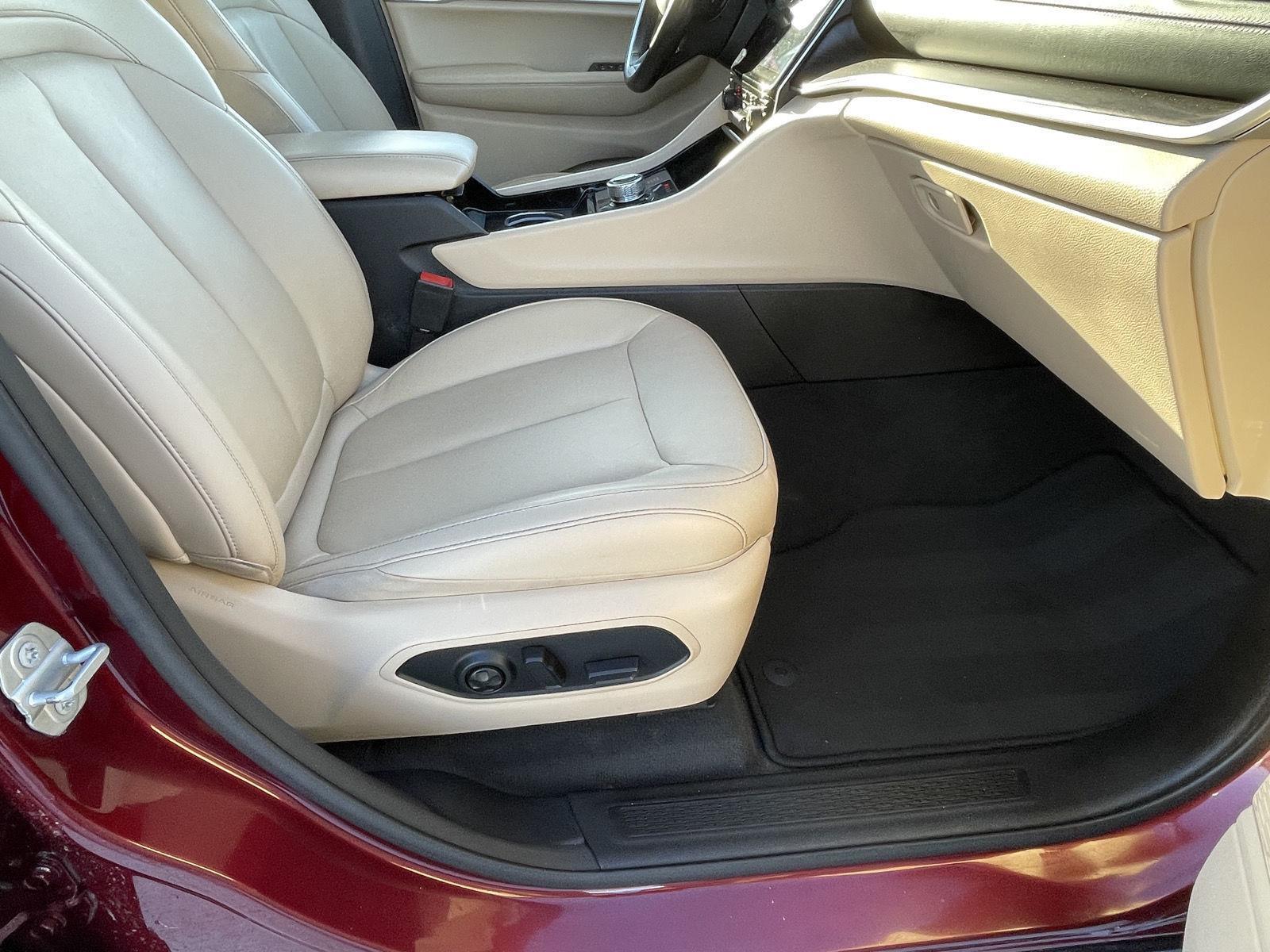 Used 2021 Jeep Grand Cherokee L for sale in Grand Island NE