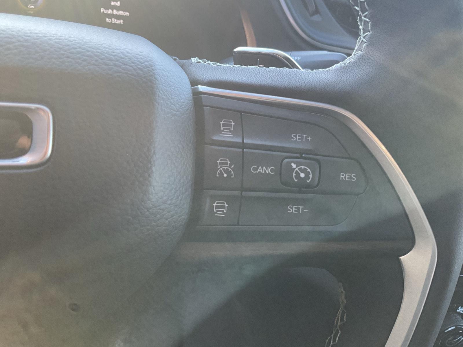 New 2025 Jeep Grand Cherokee L for sale in Grand Island NE