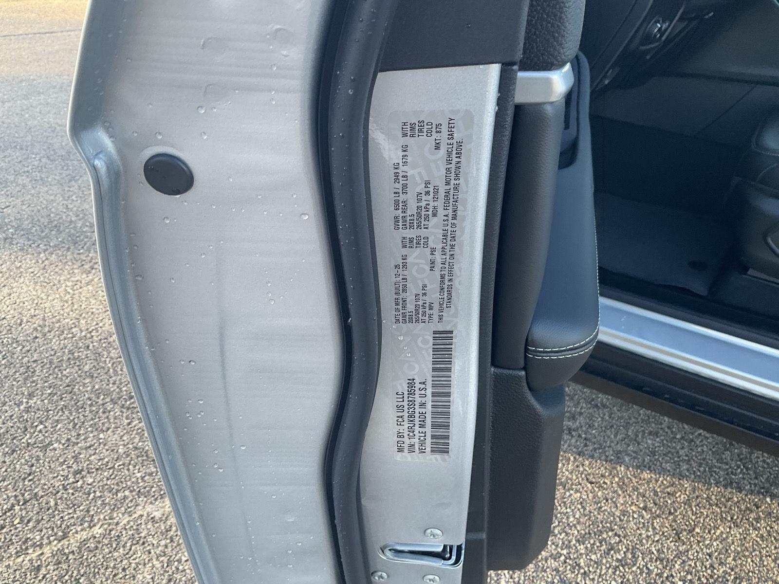 New 2025 Jeep Grand Cherokee L for sale in Grand Island NE