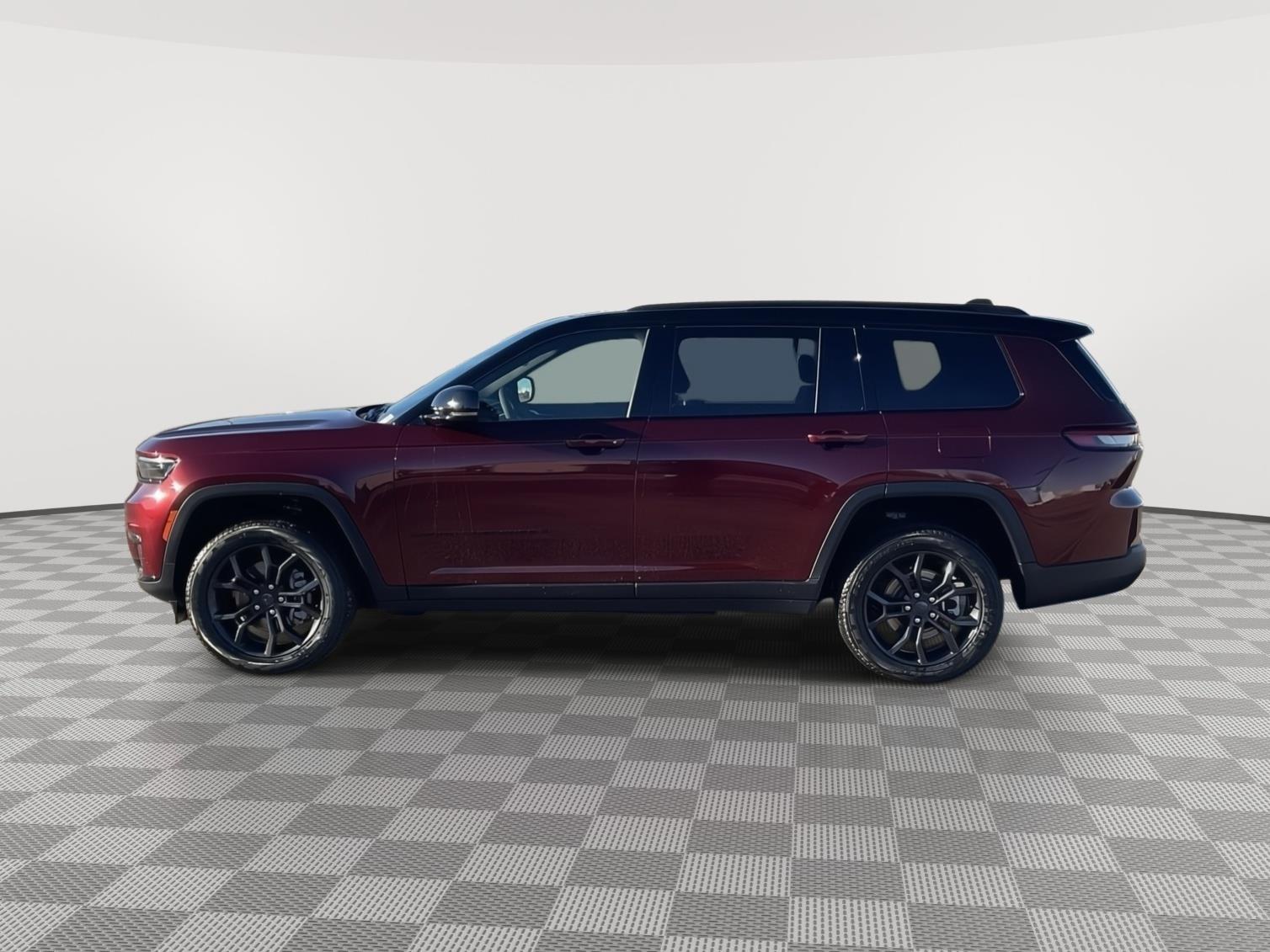 New 2025 Jeep Grand Cherokee L for sale in Grand Island NE