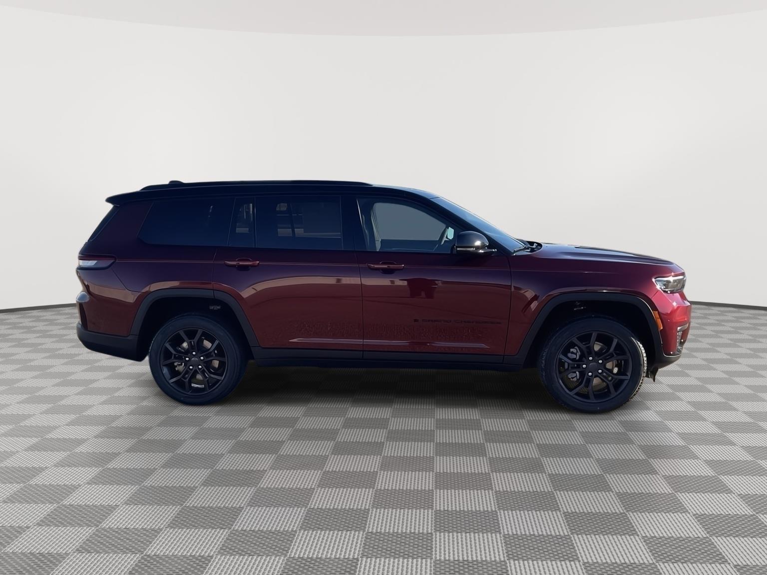 New 2025 Jeep Grand Cherokee L for sale in Grand Island NE