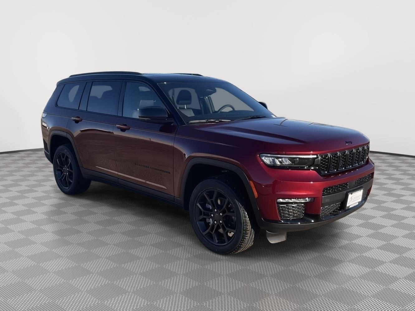 New 2025 Jeep Grand Cherokee L for sale in Grand Island NE