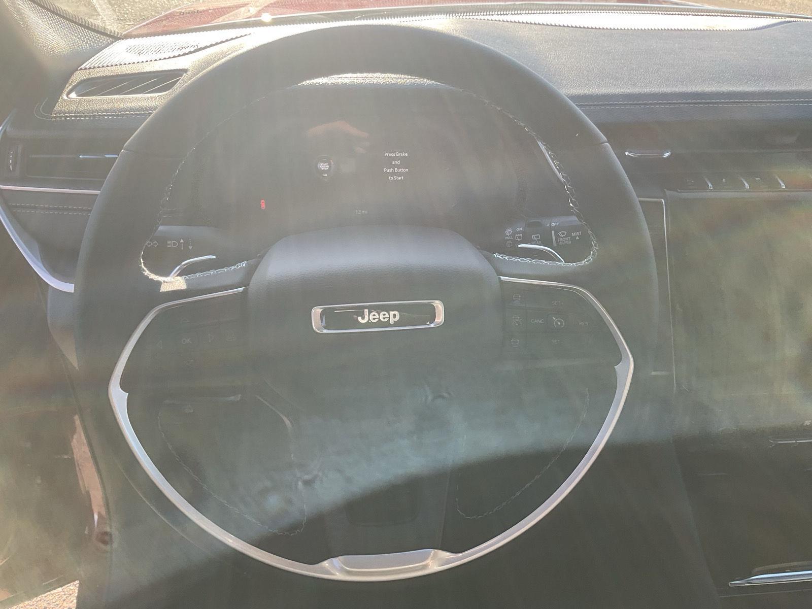 New 2025 Jeep Grand Cherokee L for sale in Grand Island NE