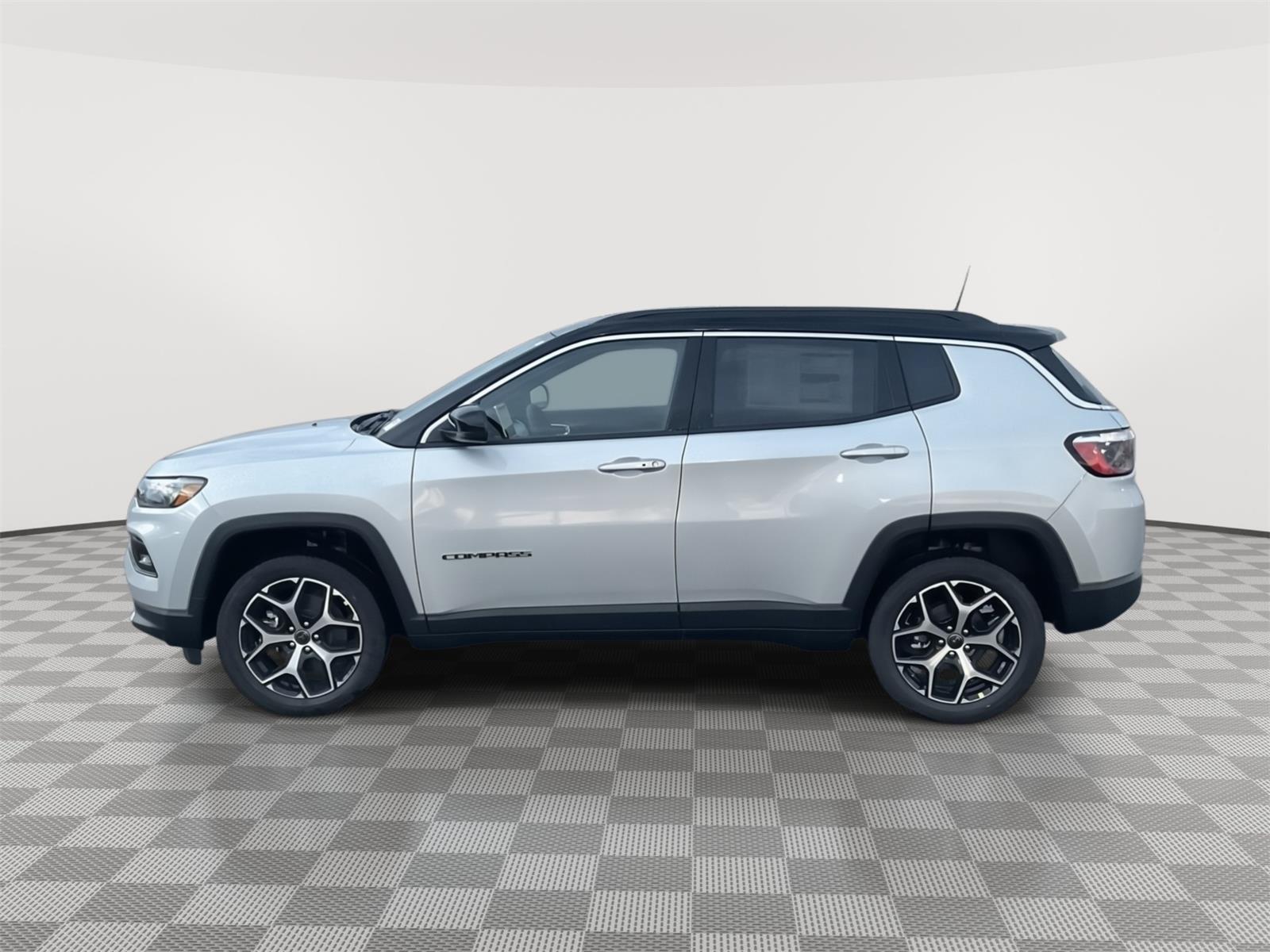 New 2026 Jeep Compass for sale in Grand Island NE