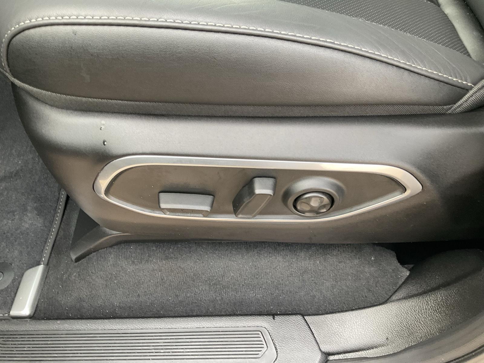 New 2026 Jeep Grand Wagoneer for sale in Grand Island NE