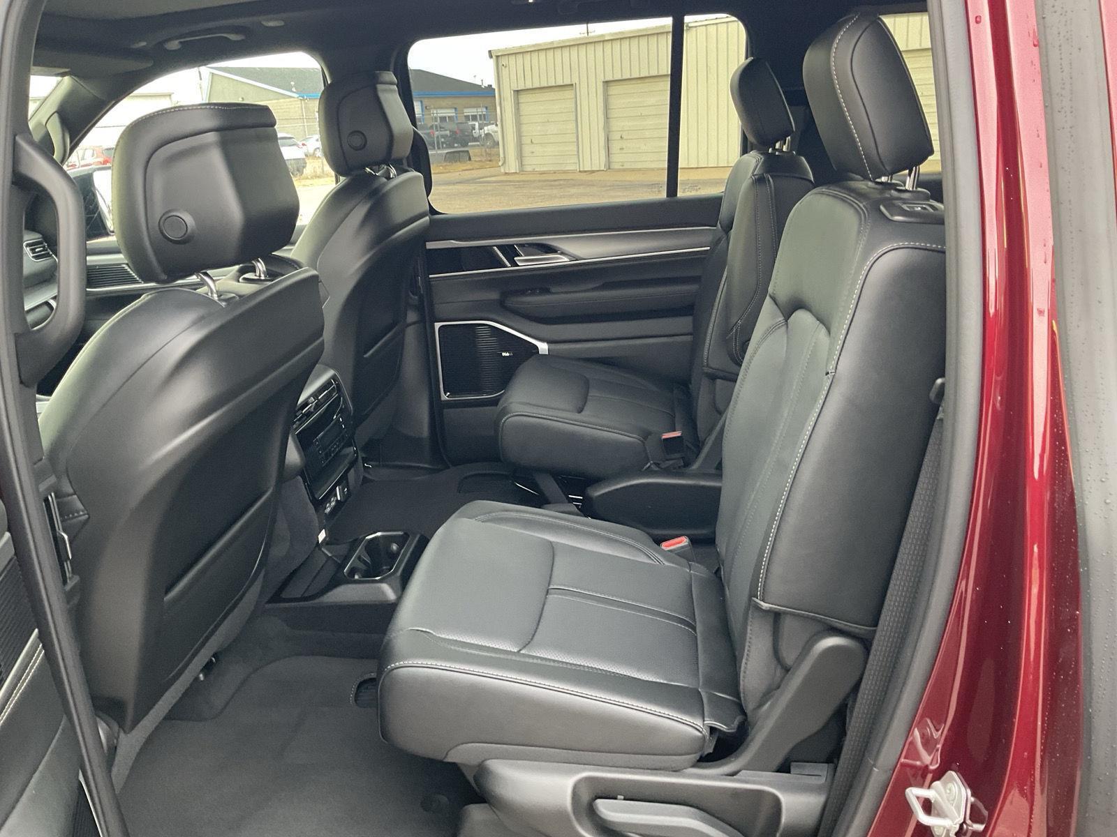 New 2026 Jeep Grand Wagoneer for sale in Grand Island NE