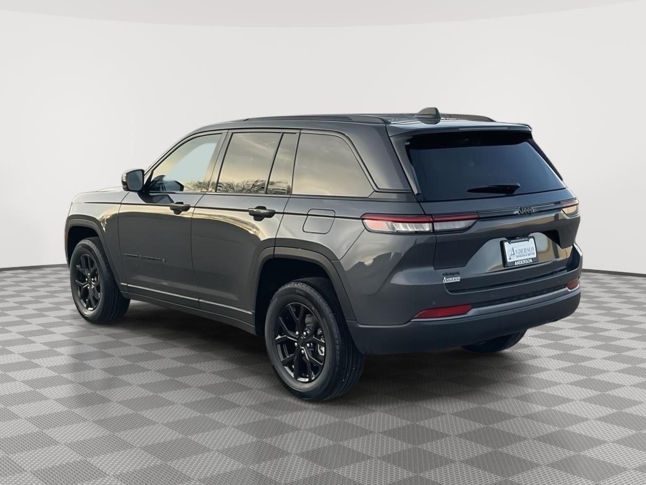 New 2026 Jeep Grand Cherokee for sale in Grand Island NE