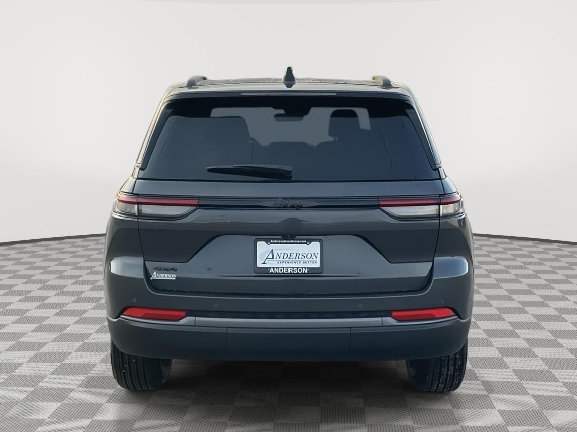 New 2026 Jeep Grand Cherokee for sale in Grand Island NE