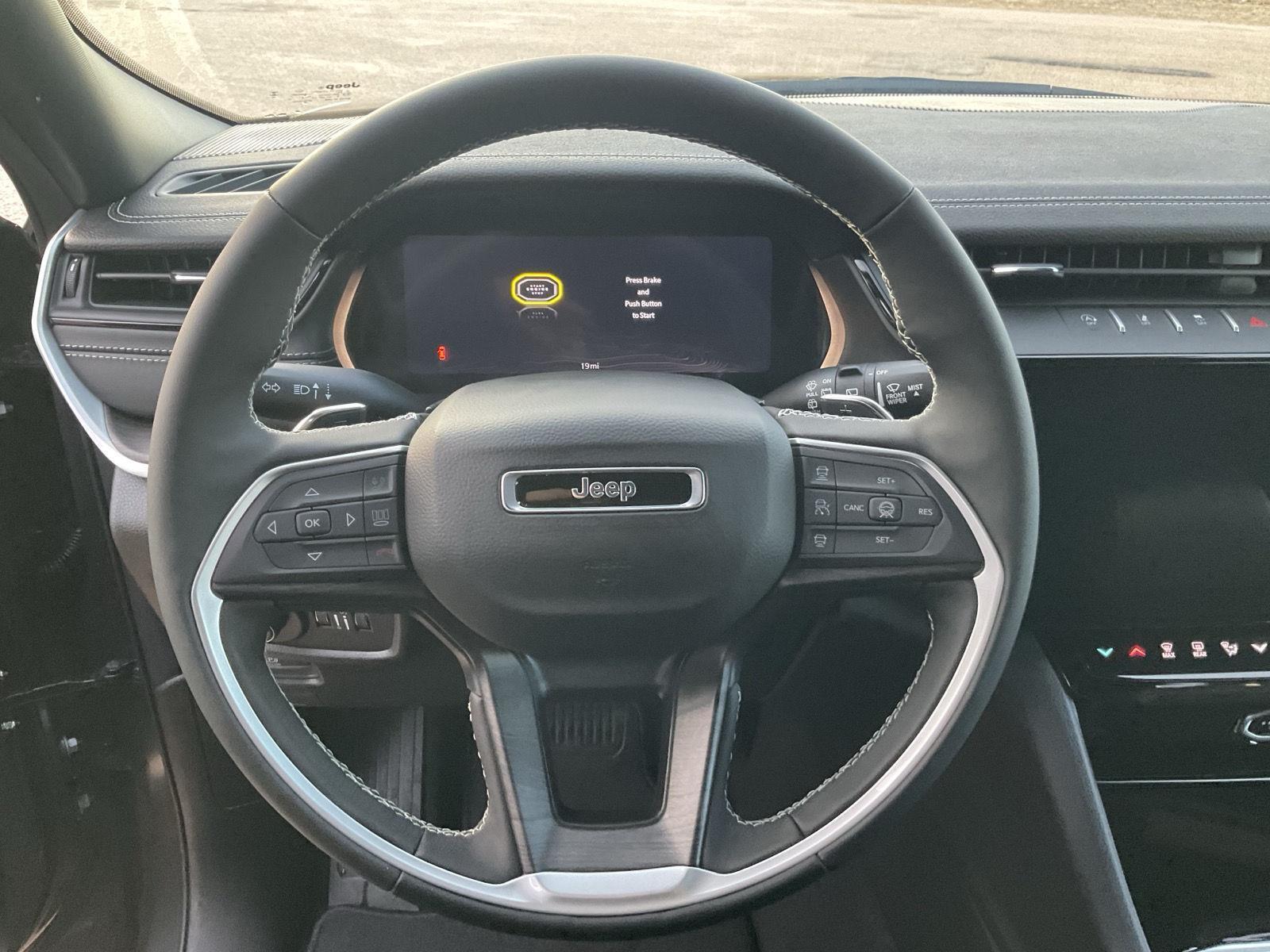 New 2026 Jeep Grand Cherokee for sale in Grand Island NE