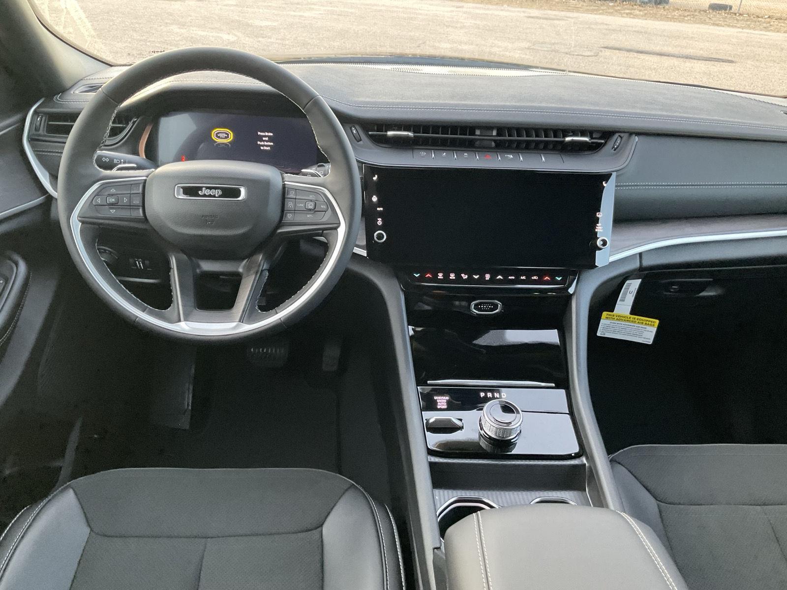 New 2026 Jeep Grand Cherokee for sale in Grand Island NE