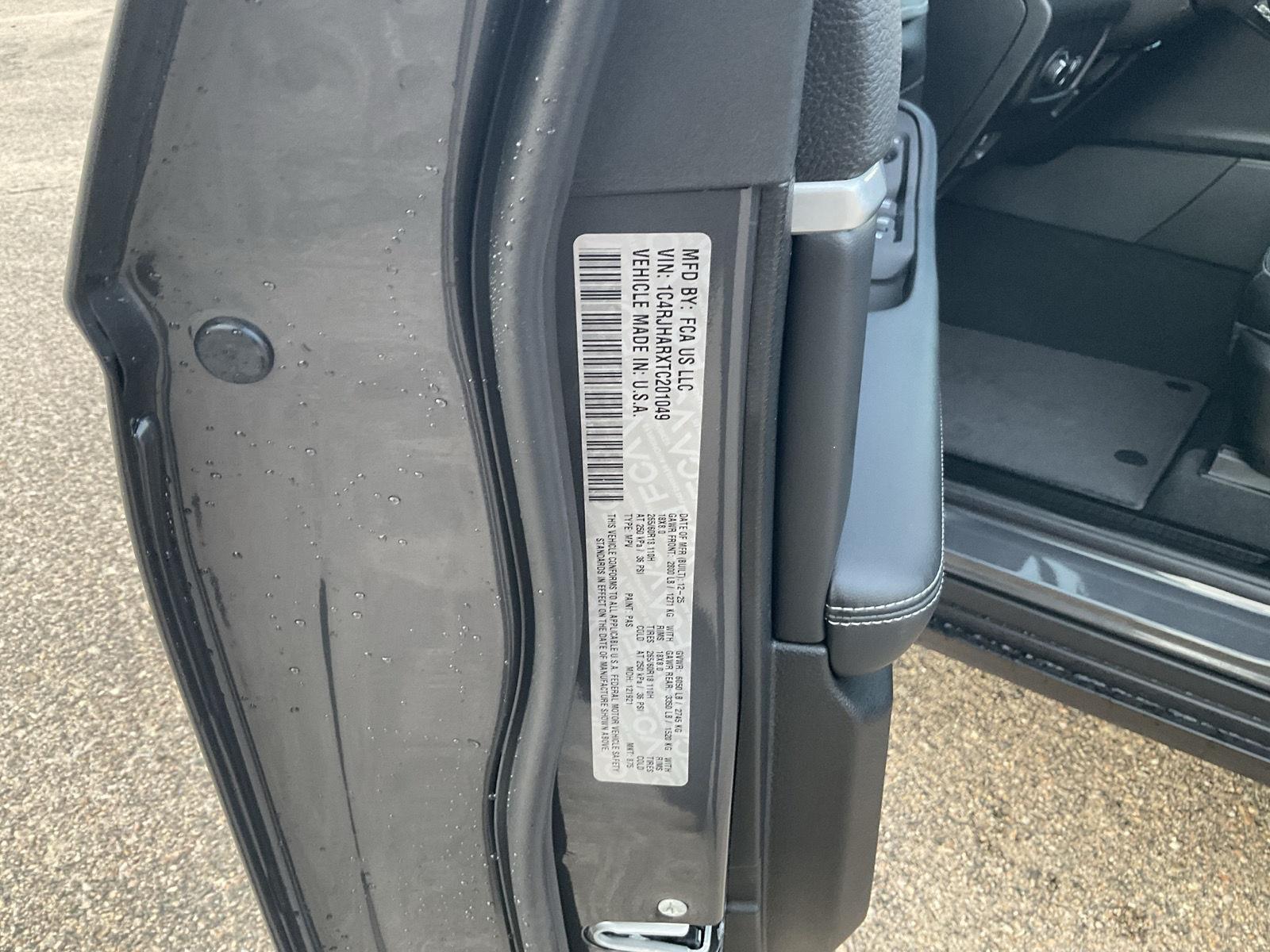 New 2026 Jeep Grand Cherokee for sale in Grand Island NE