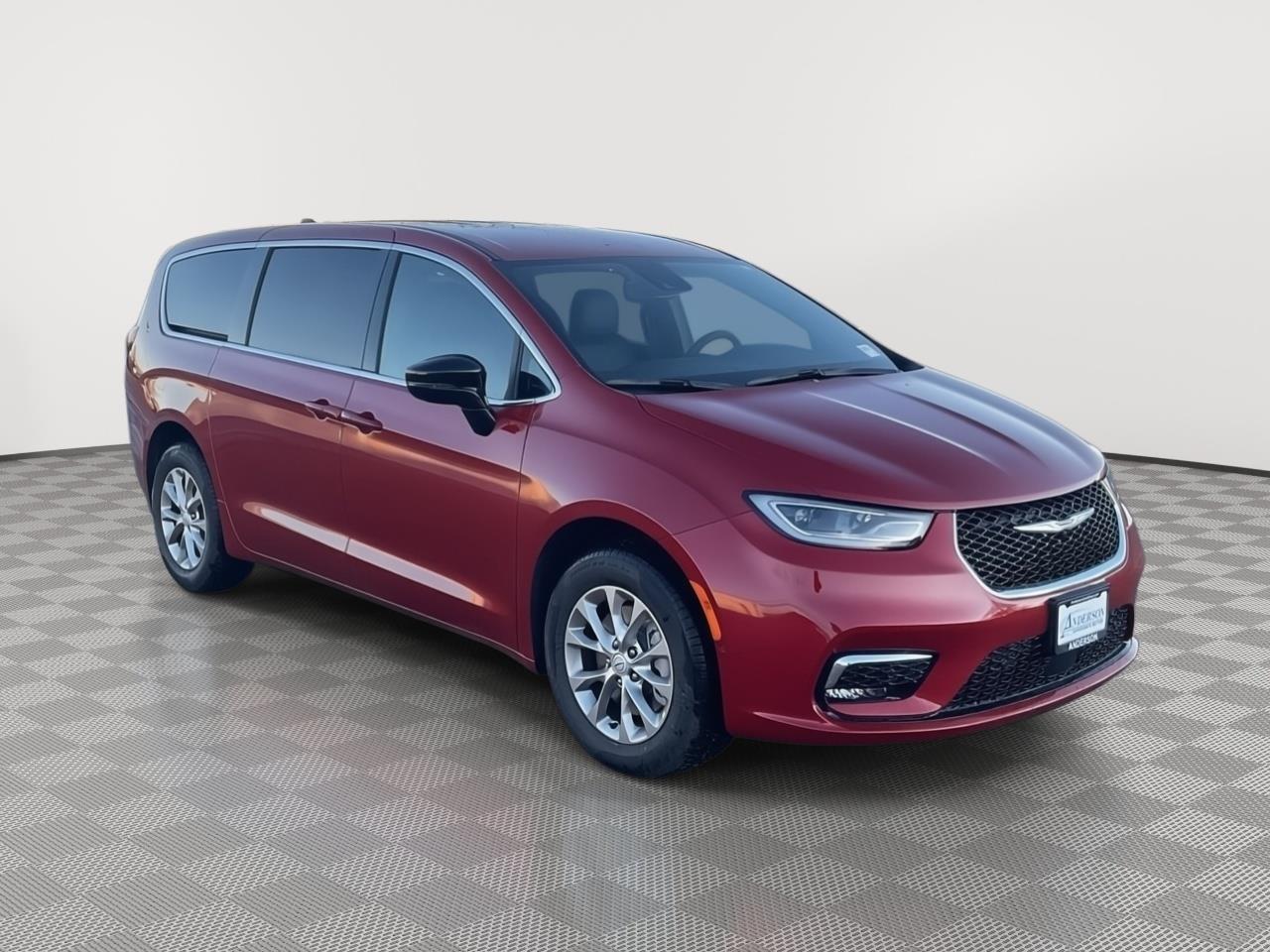 New 2026 Chrysler Pacifica for sale in Grand Island NE