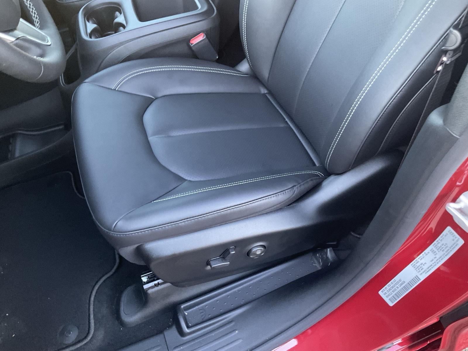 New 2026 Chrysler Pacifica for sale in Grand Island NE