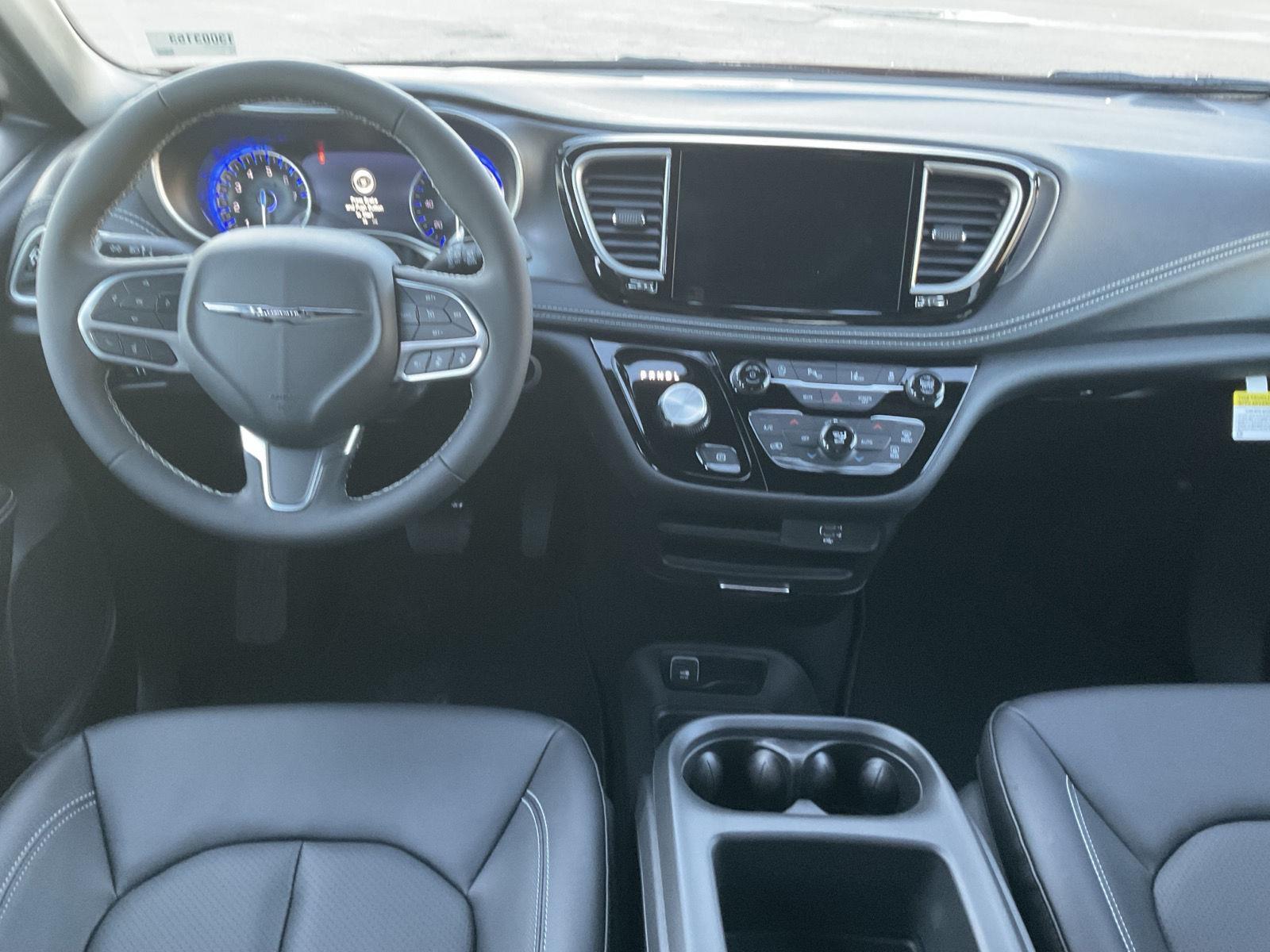 New 2026 Chrysler Pacifica for sale in Grand Island NE