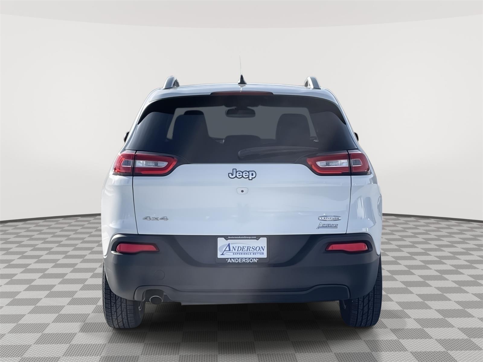 Pre-Owned 2015 Jeep Cherokee for sale in Grand Island NE