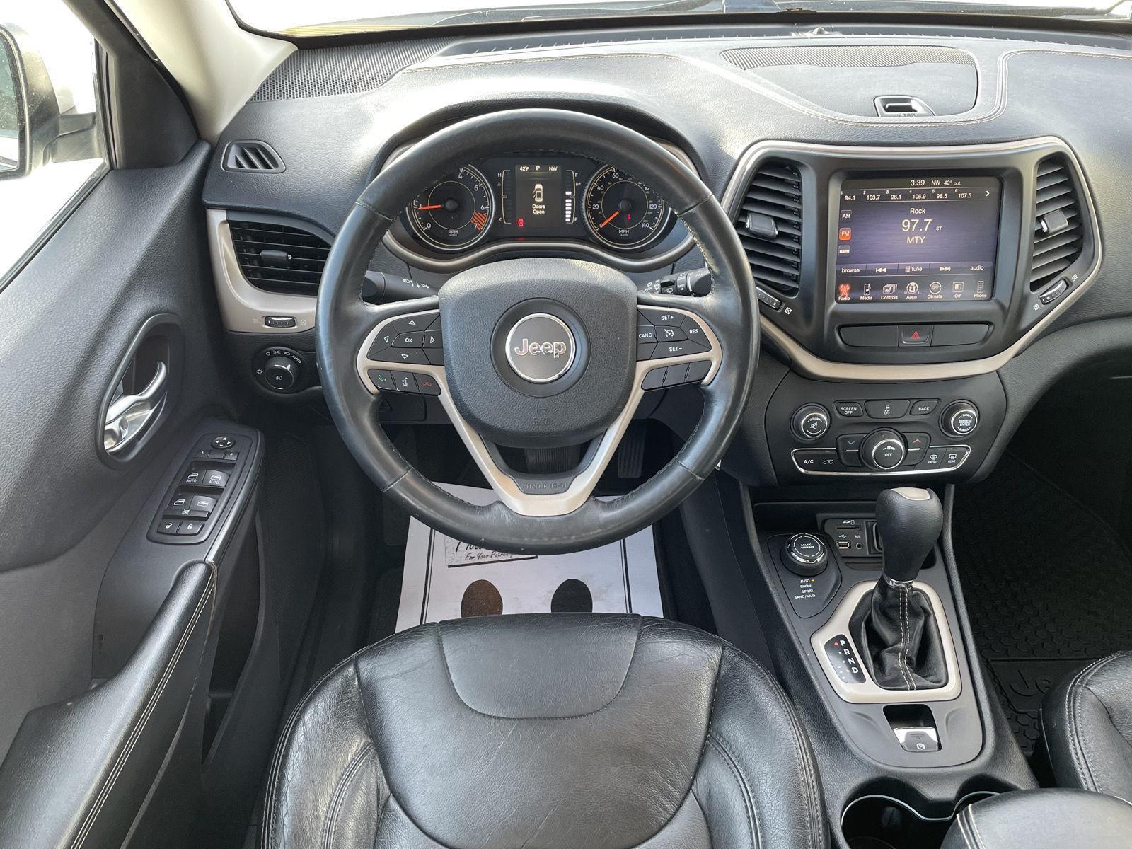 Pre-Owned 2015 Jeep Cherokee for sale in Grand Island NE