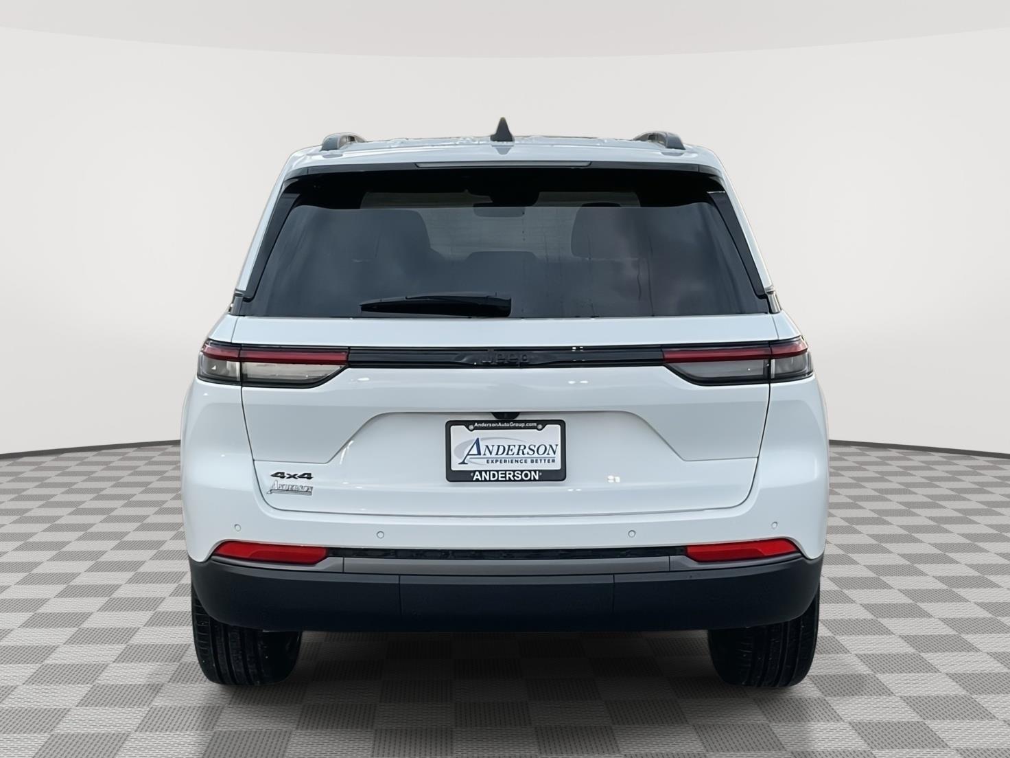 New 2026 Jeep Grand Cherokee for sale in Grand Island NE