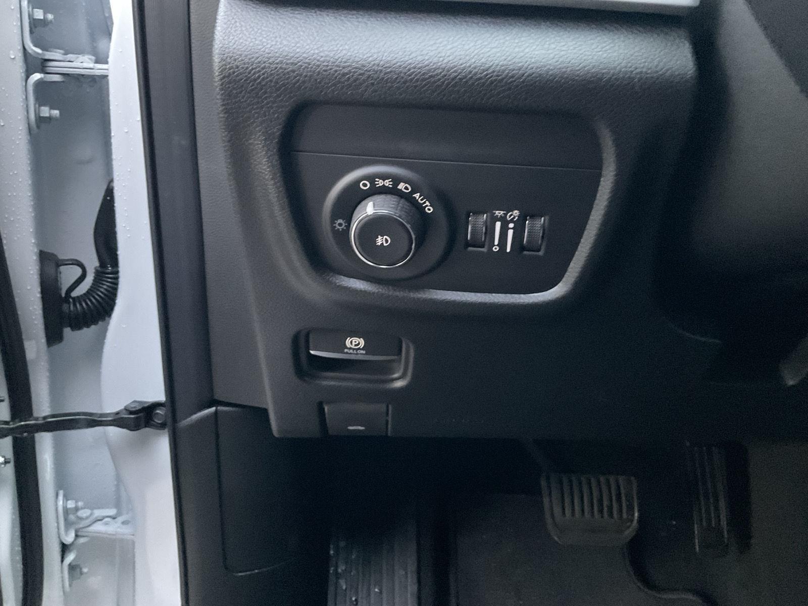 New 2026 Jeep Grand Cherokee for sale in Grand Island NE