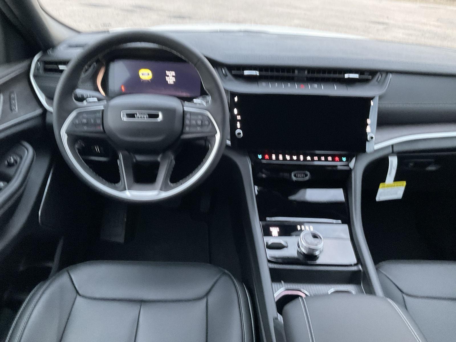 New 2026 Jeep Grand Cherokee for sale in Grand Island NE