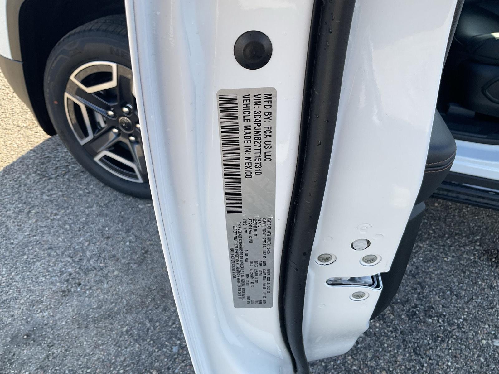 New 2026 Jeep Cherokee for sale in Grand Island NE