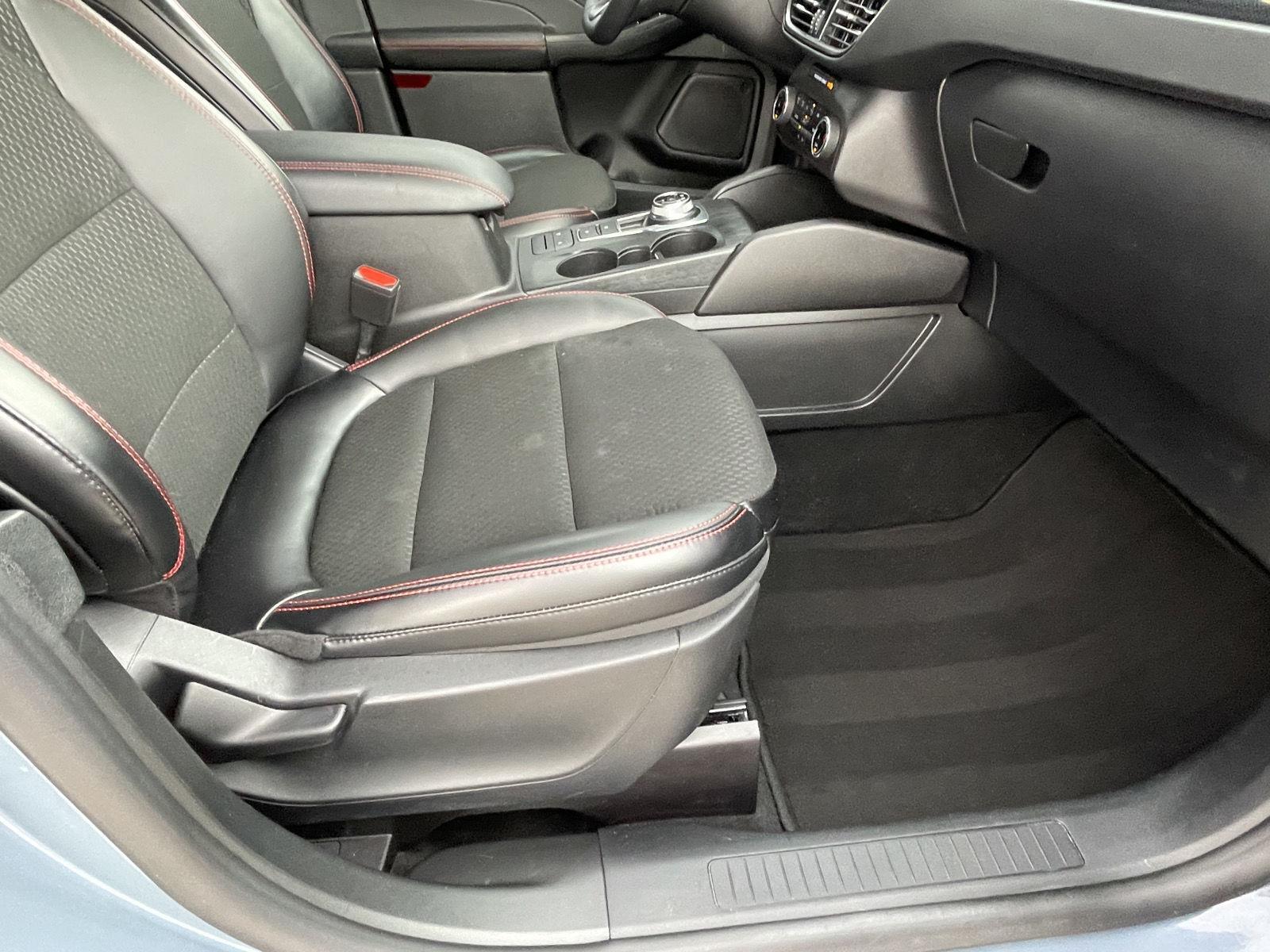 Used 2025 Ford Escape for sale in Grand Island NE