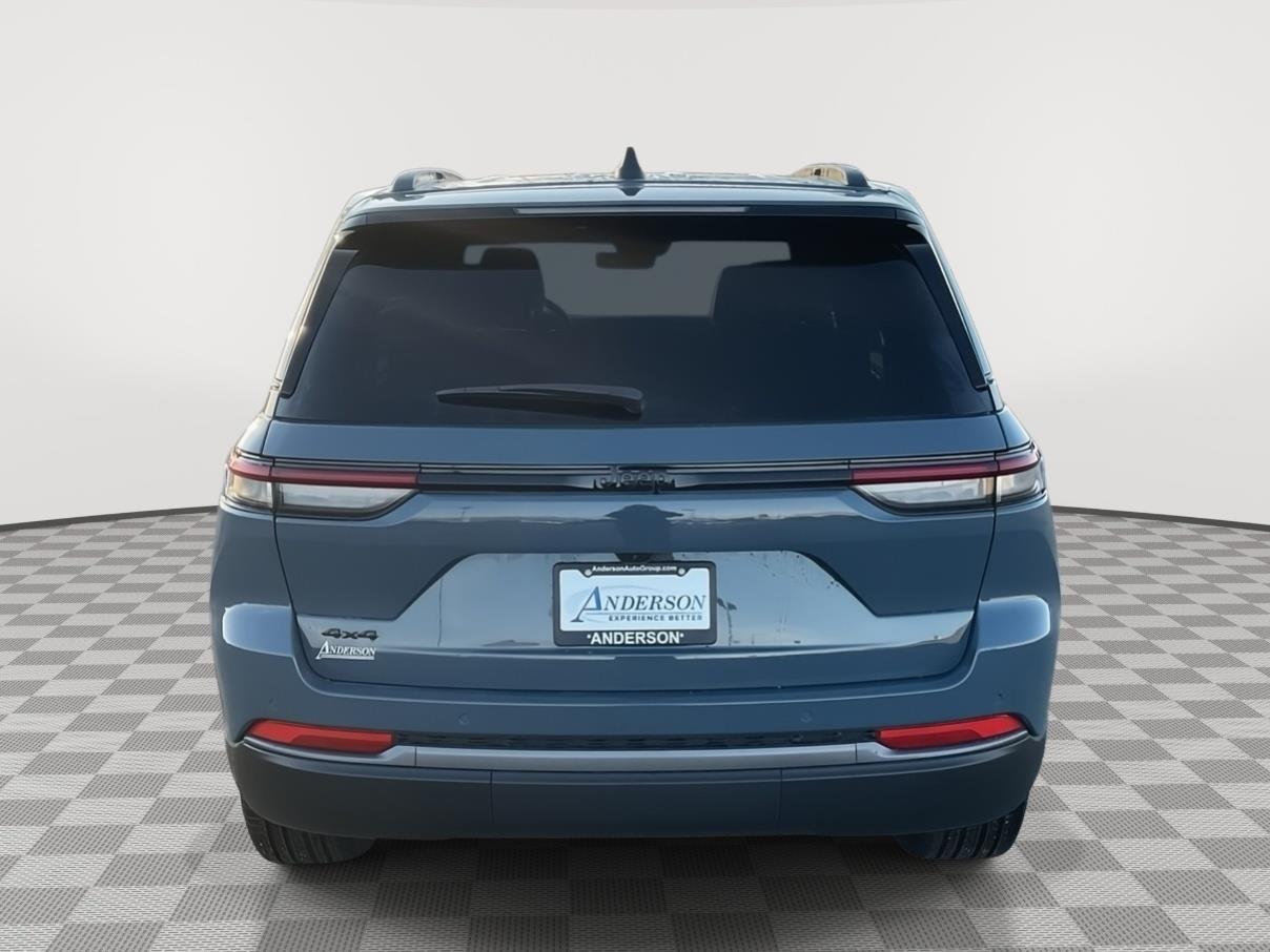 New 2026 Jeep Grand Cherokee for sale in Grand Island NE