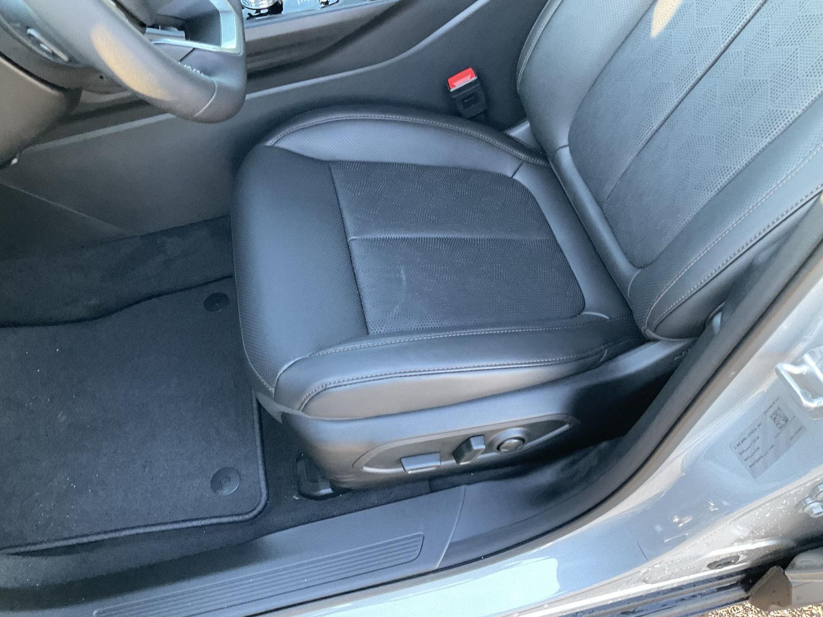 New 2026 Jeep Cherokee for sale in Grand Island NE