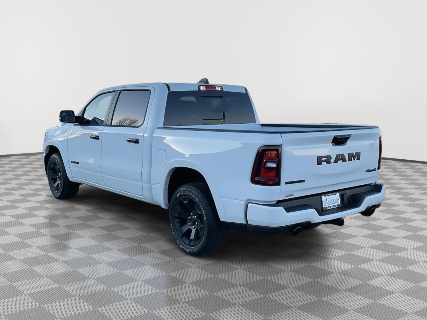 View vehicle photo 3