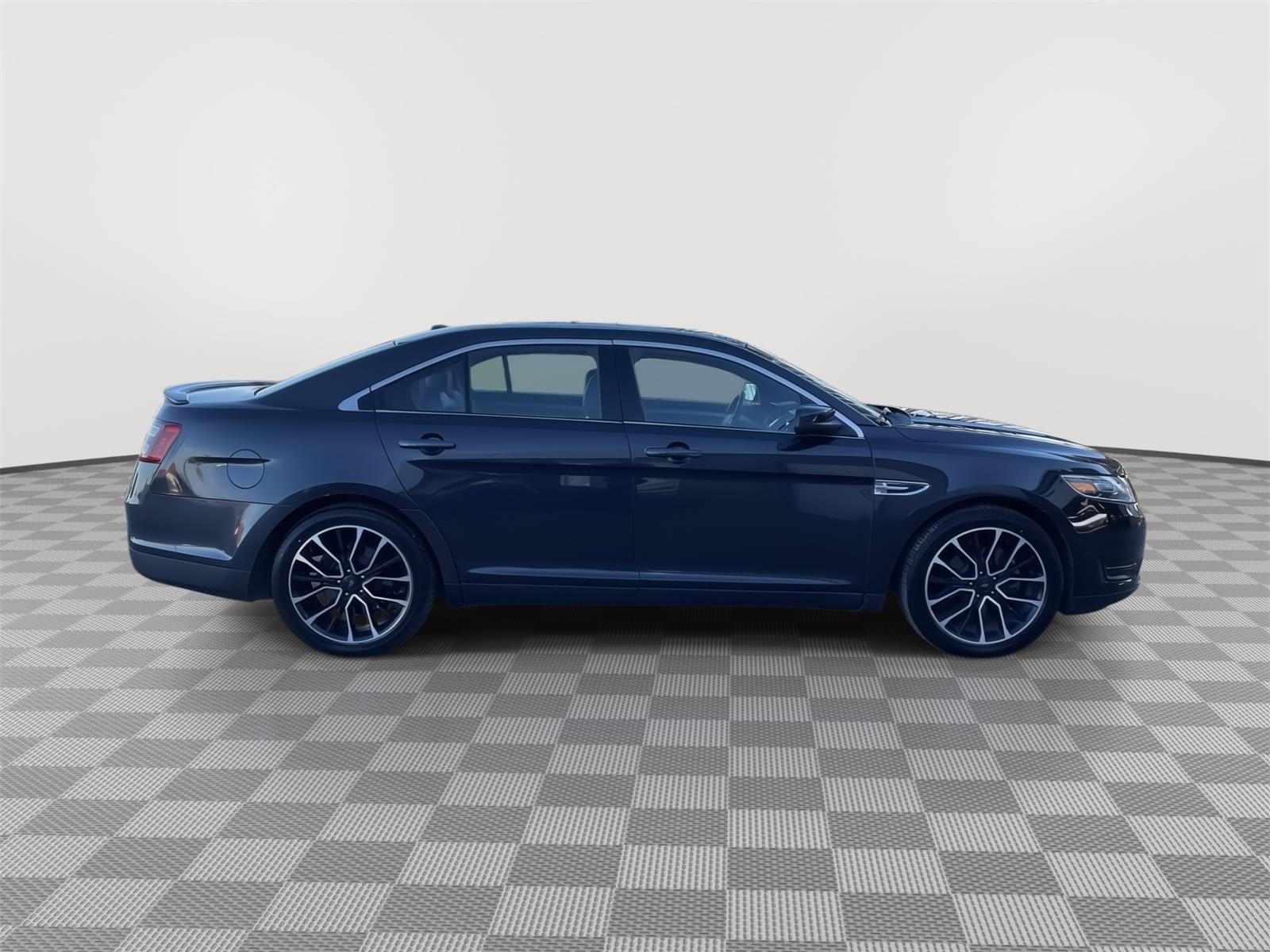 Used 2017 Ford Taurus for sale in Grand Island NE