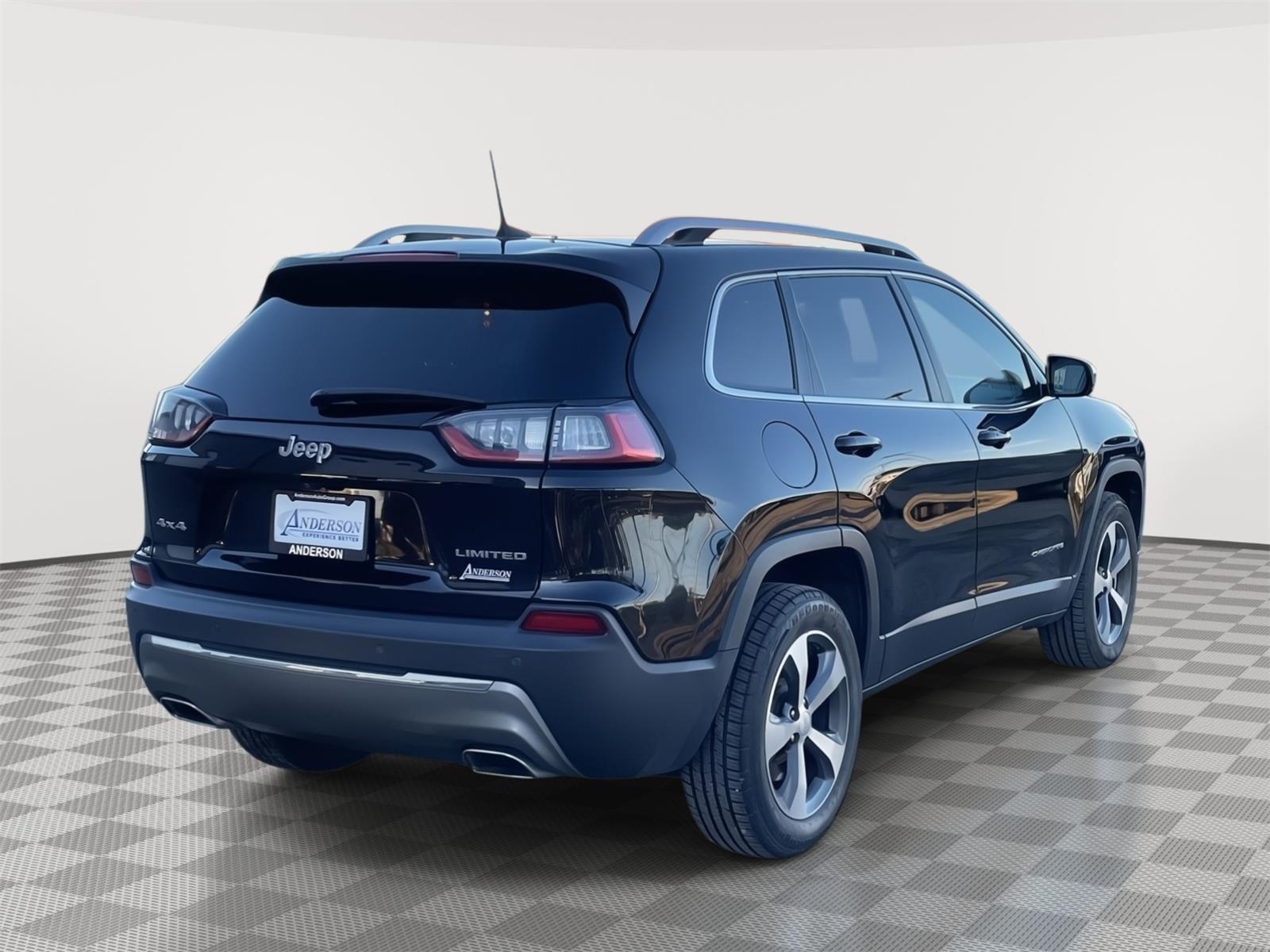 Used 2020 Jeep Cherokee for sale in Grand Island NE