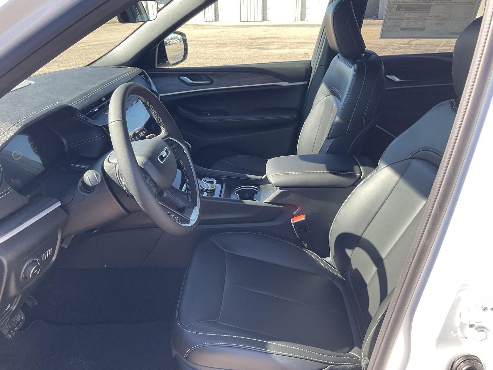 New 2026 Jeep Grand Cherokee L for sale in Grand Island NE