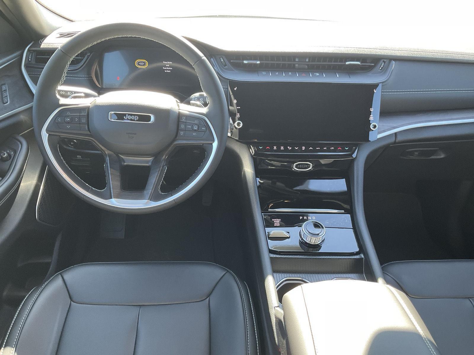 New 2026 Jeep Grand Cherokee L for sale in Grand Island NE