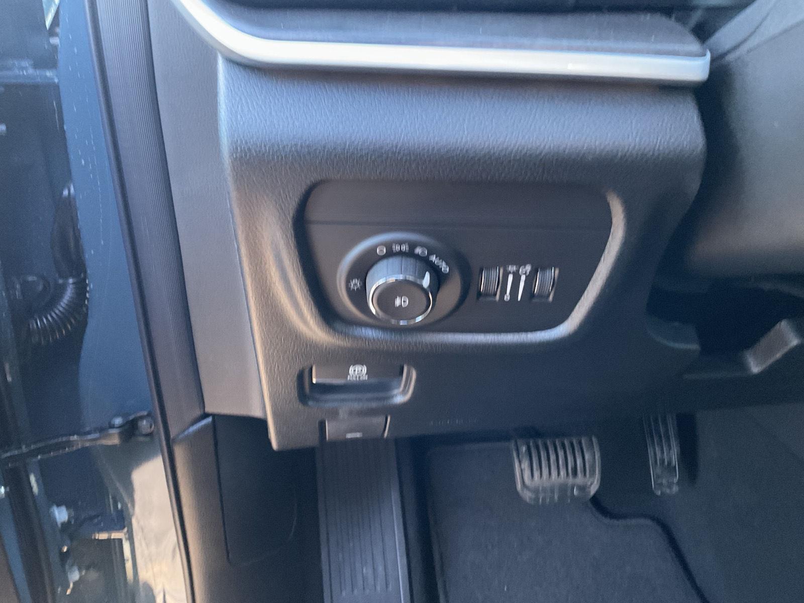 New 2026 Jeep Grand Cherokee L for sale in Grand Island NE