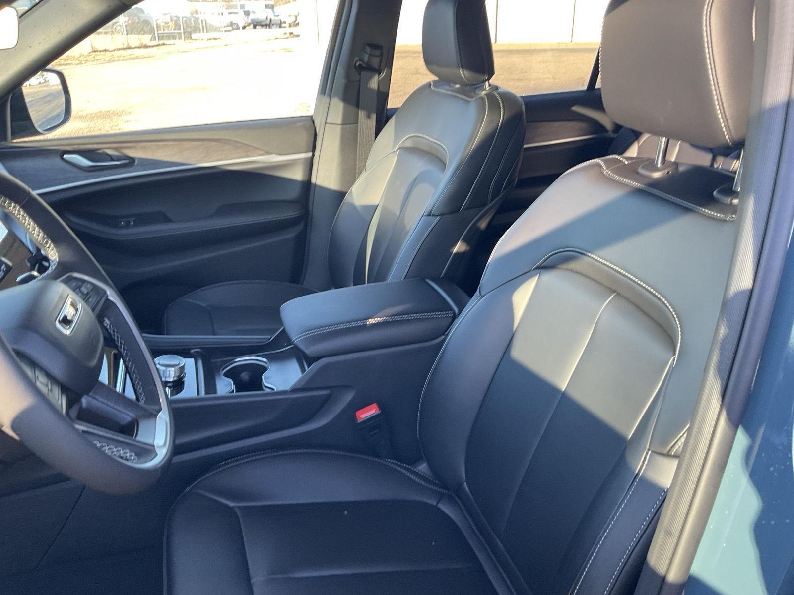 New 2026 Jeep Grand Cherokee L for sale in Grand Island NE