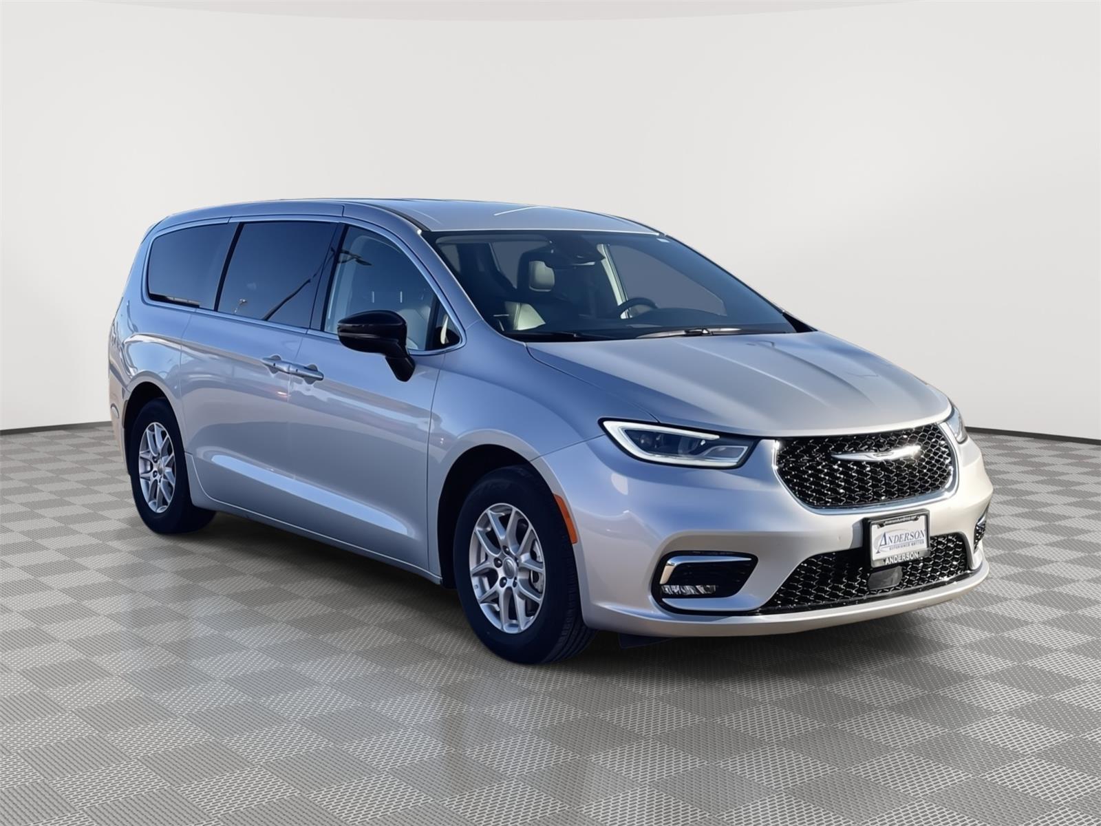 Pre-Owned 2024 Chrysler Pacifica for sale in Grand Island NE