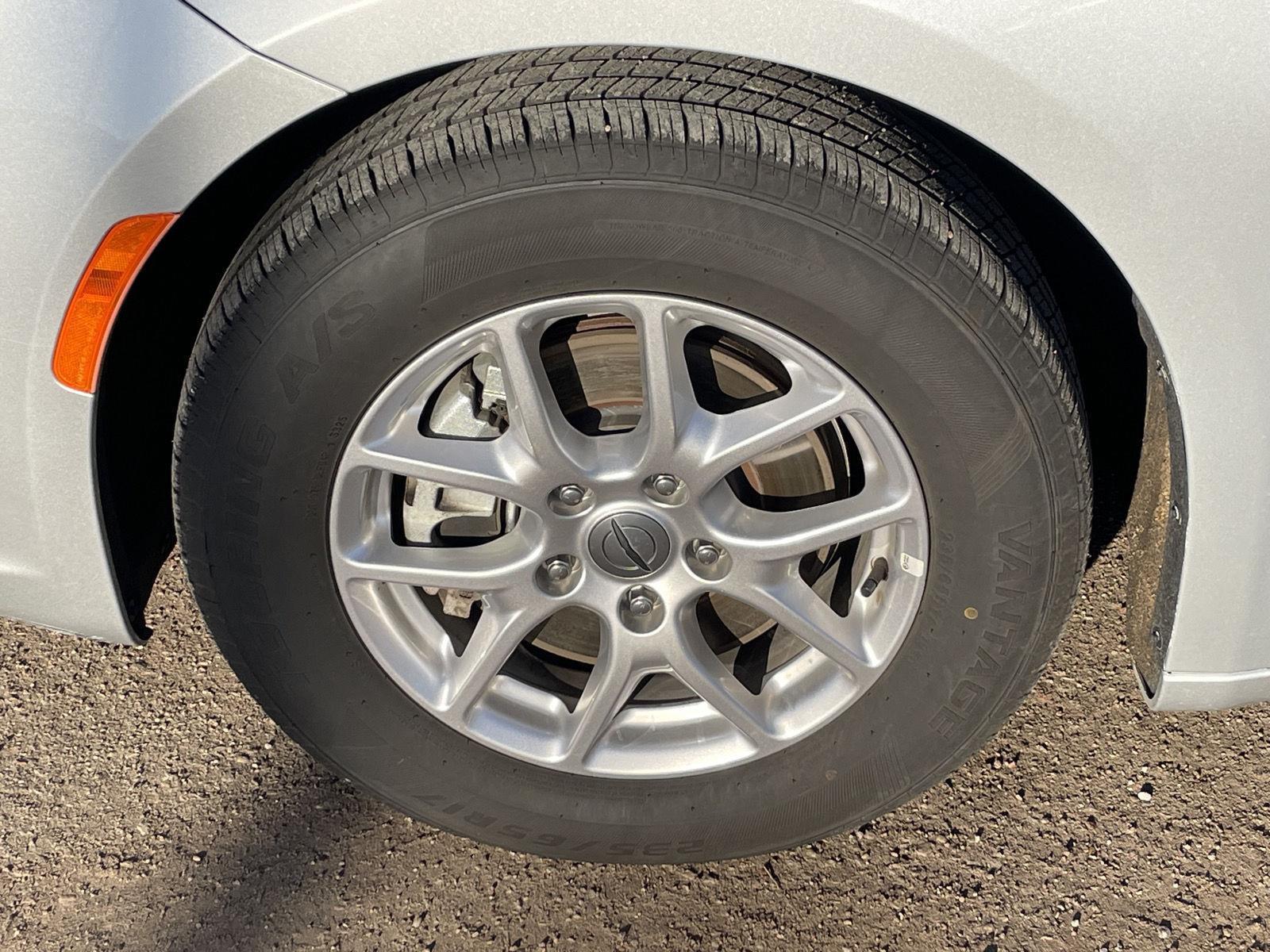 Pre-Owned 2024 Chrysler Pacifica for sale in Grand Island NE