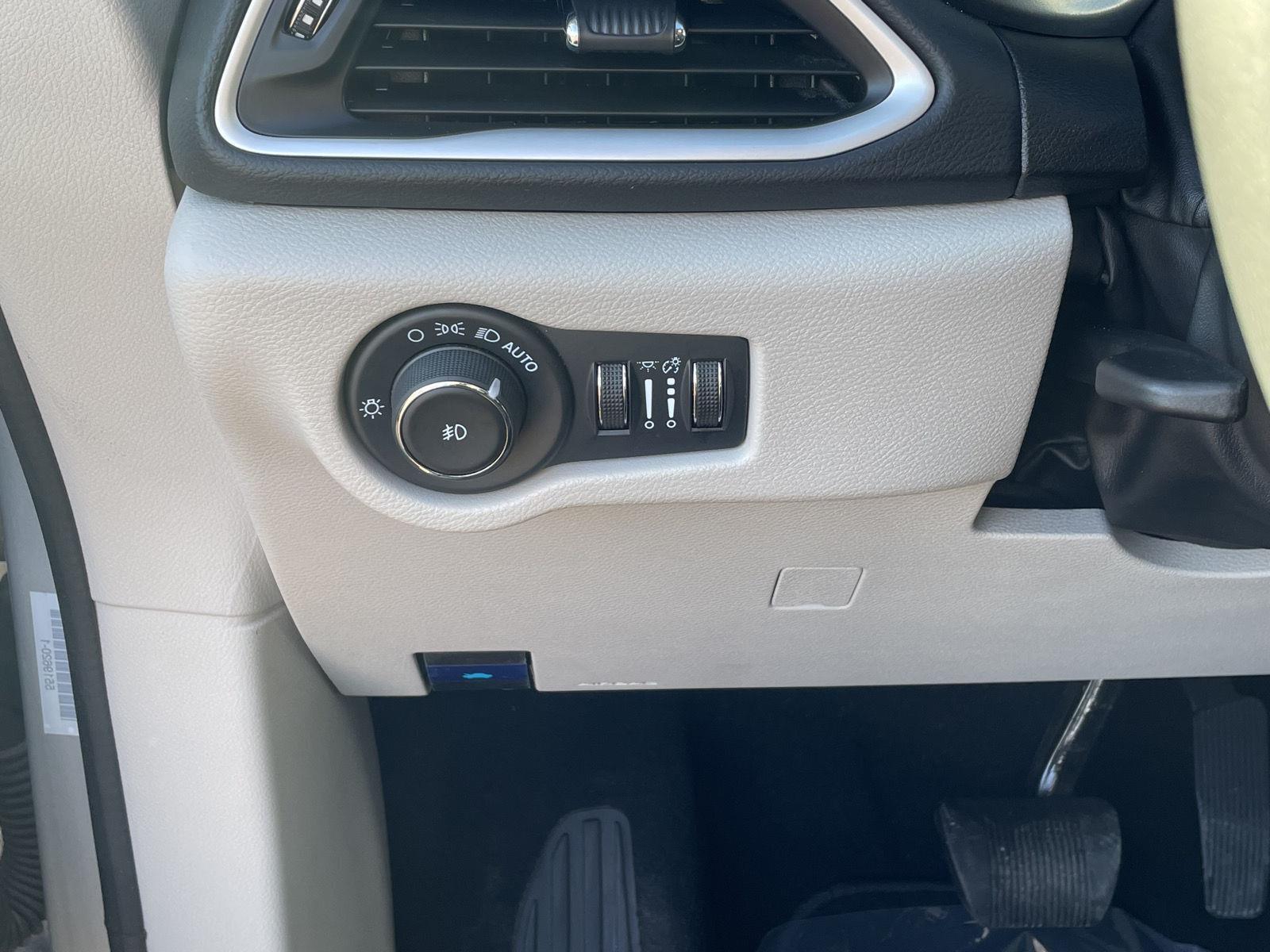 Pre-Owned 2024 Chrysler Pacifica for sale in Grand Island NE