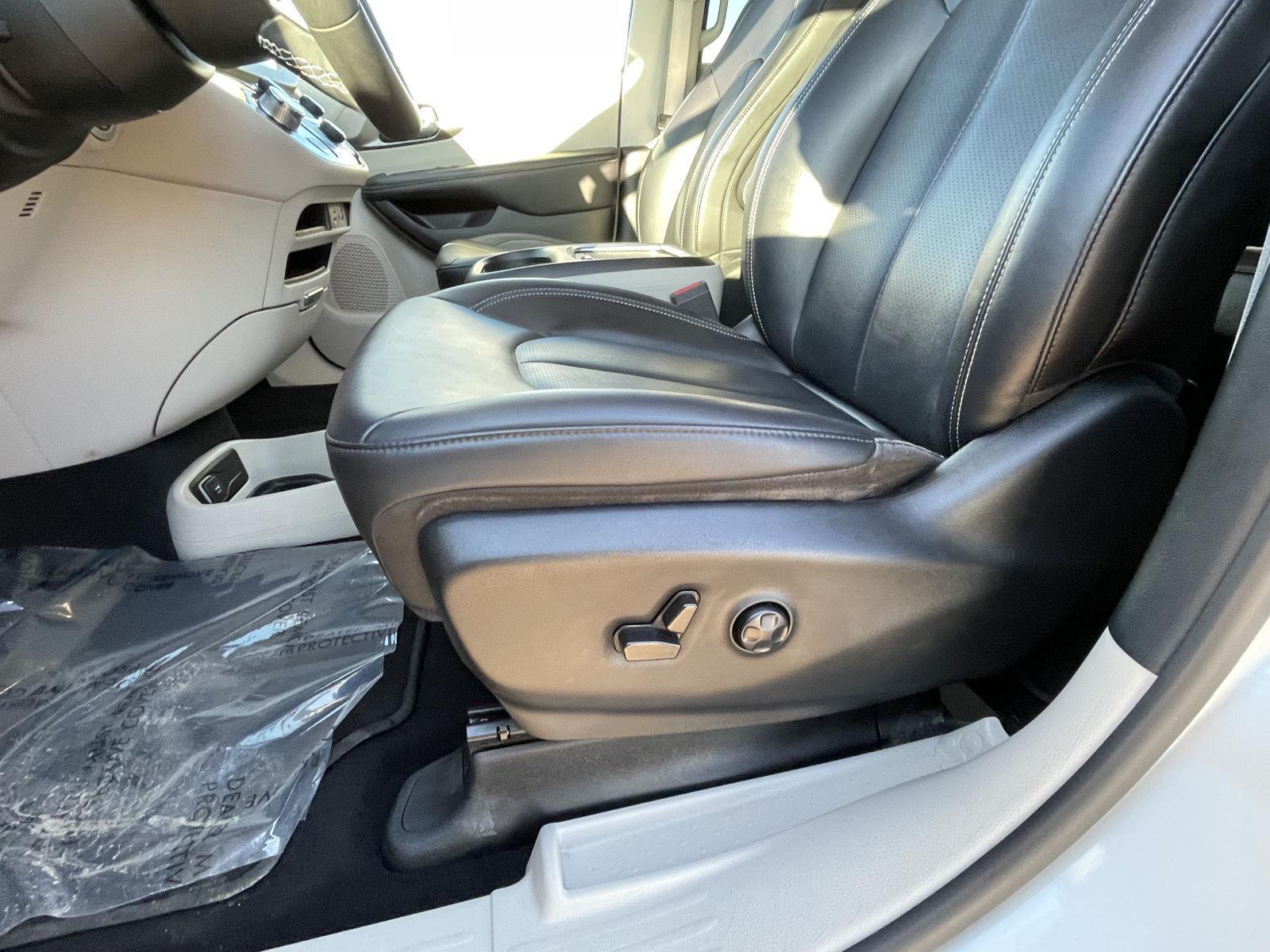 Pre-Owned 2024 Chrysler Pacifica for sale in Grand Island NE