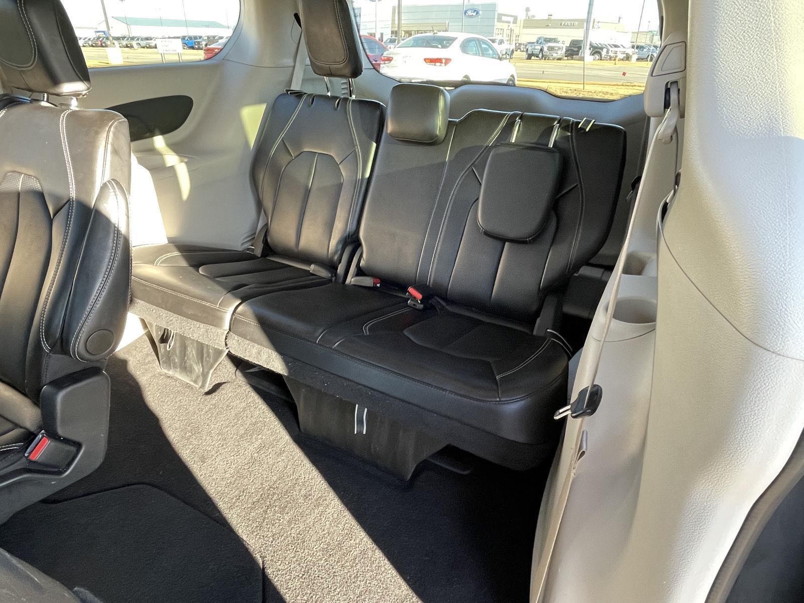 Pre-Owned 2024 Chrysler Pacifica for sale in Grand Island NE