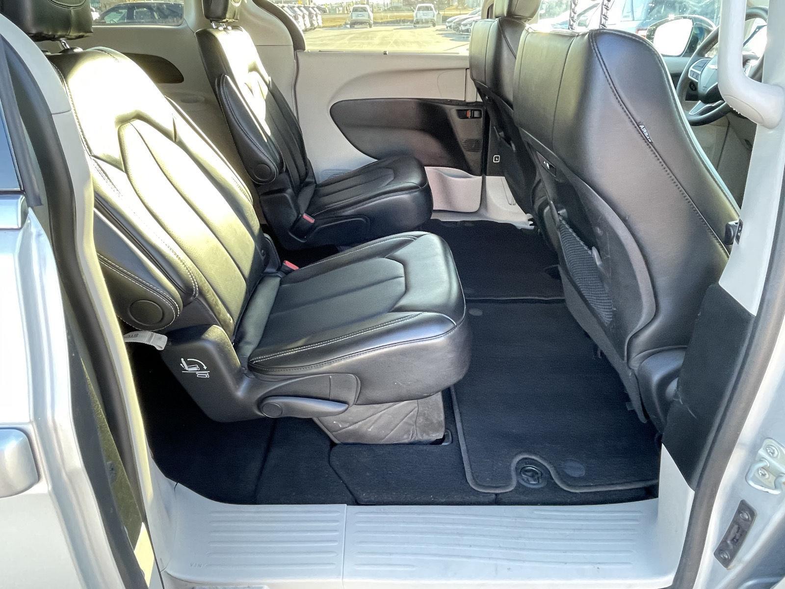 Pre-Owned 2024 Chrysler Pacifica for sale in Grand Island NE