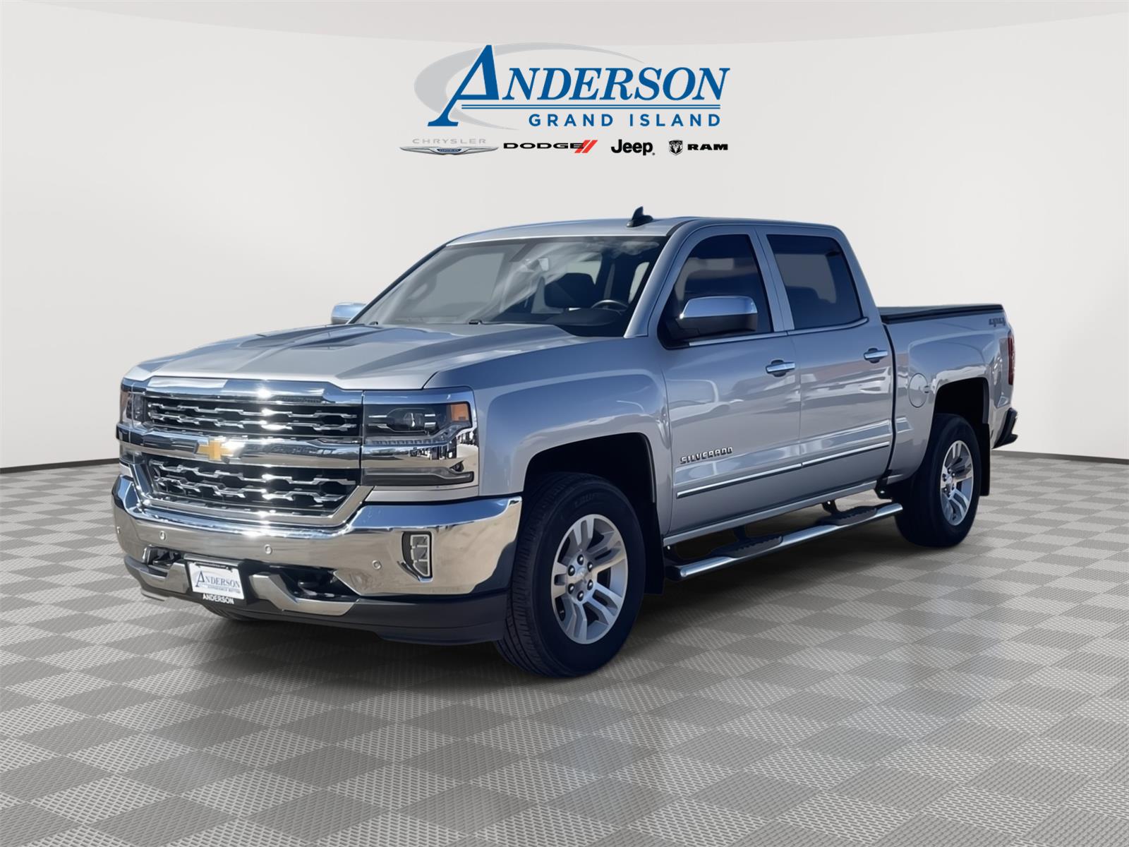 Silver Ice Metallic 2018 Chevrolet Silverado 1500 LTZ Crew Cab 4WD Pickup Truck Four-Wheel Drive 6-Speed Automatic