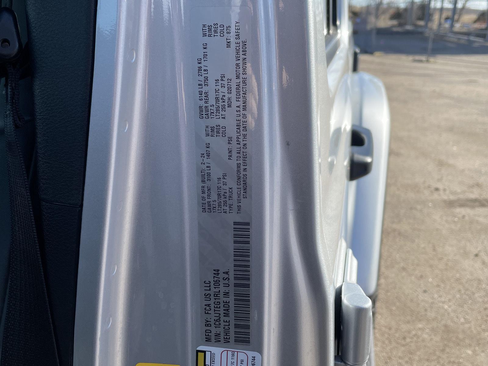 Pre-Owned 2024 Jeep Gladiator for sale in Grand Island NE